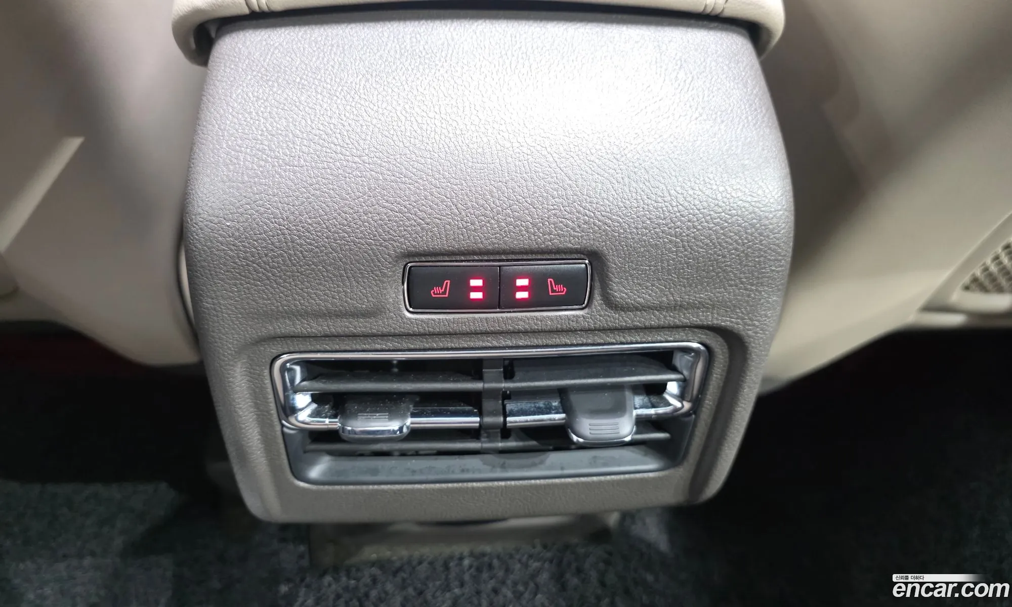 Lincoln Corsair 2022 5LMCJ2D91NUL31855 — 18