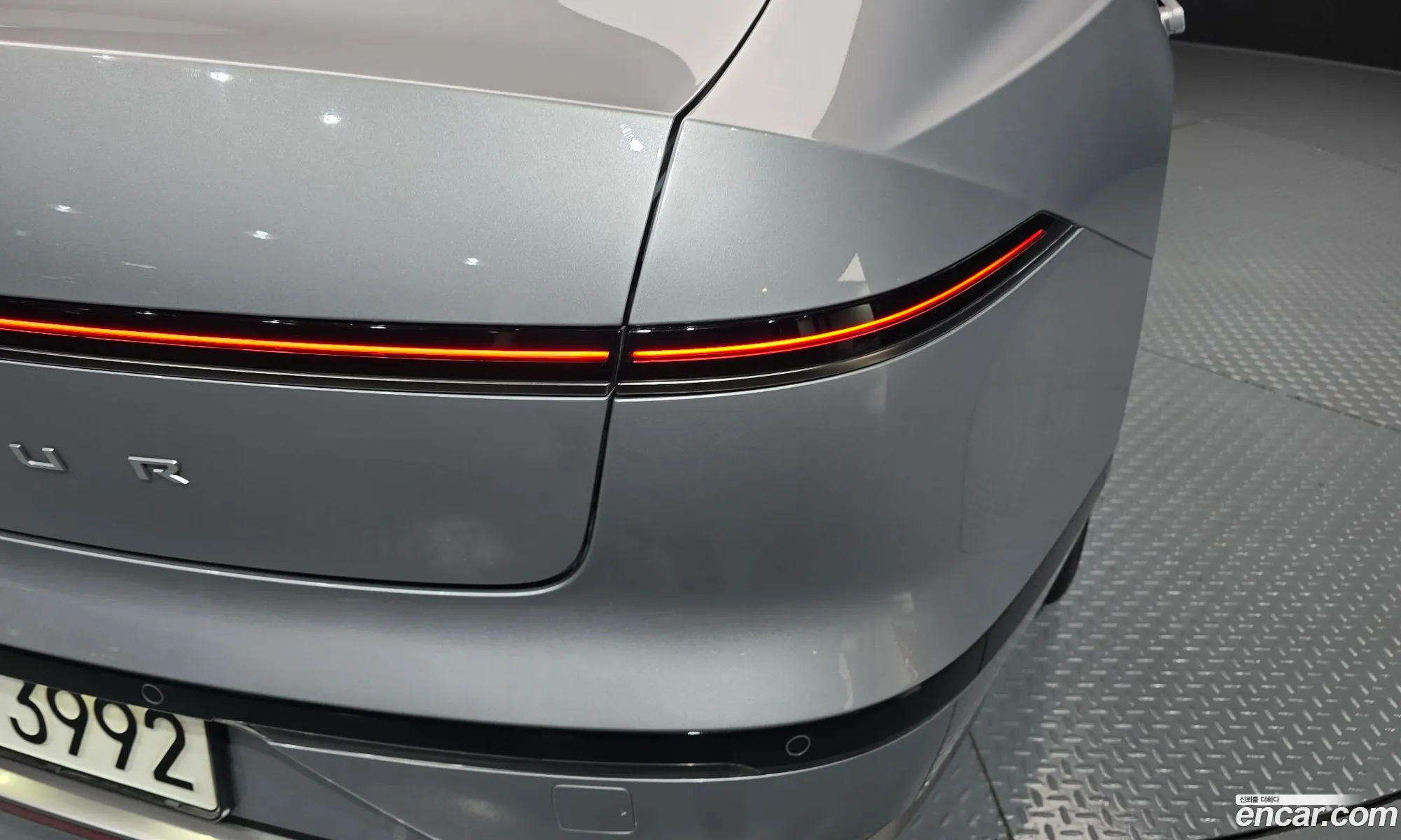 Hyundai Grandeur Hybrid 2023 — 10