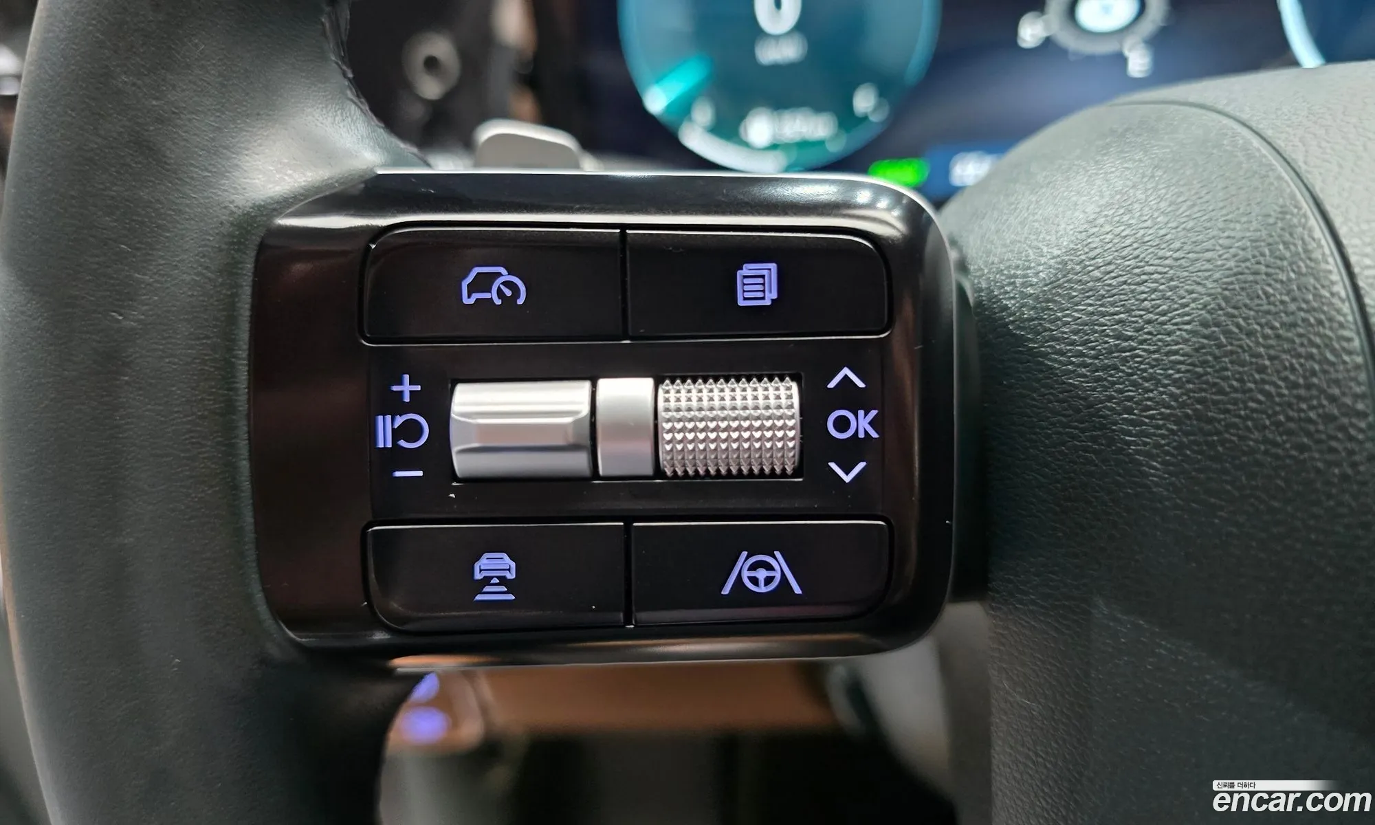 Hyundai Grandeur Hybrid 2023 — 22