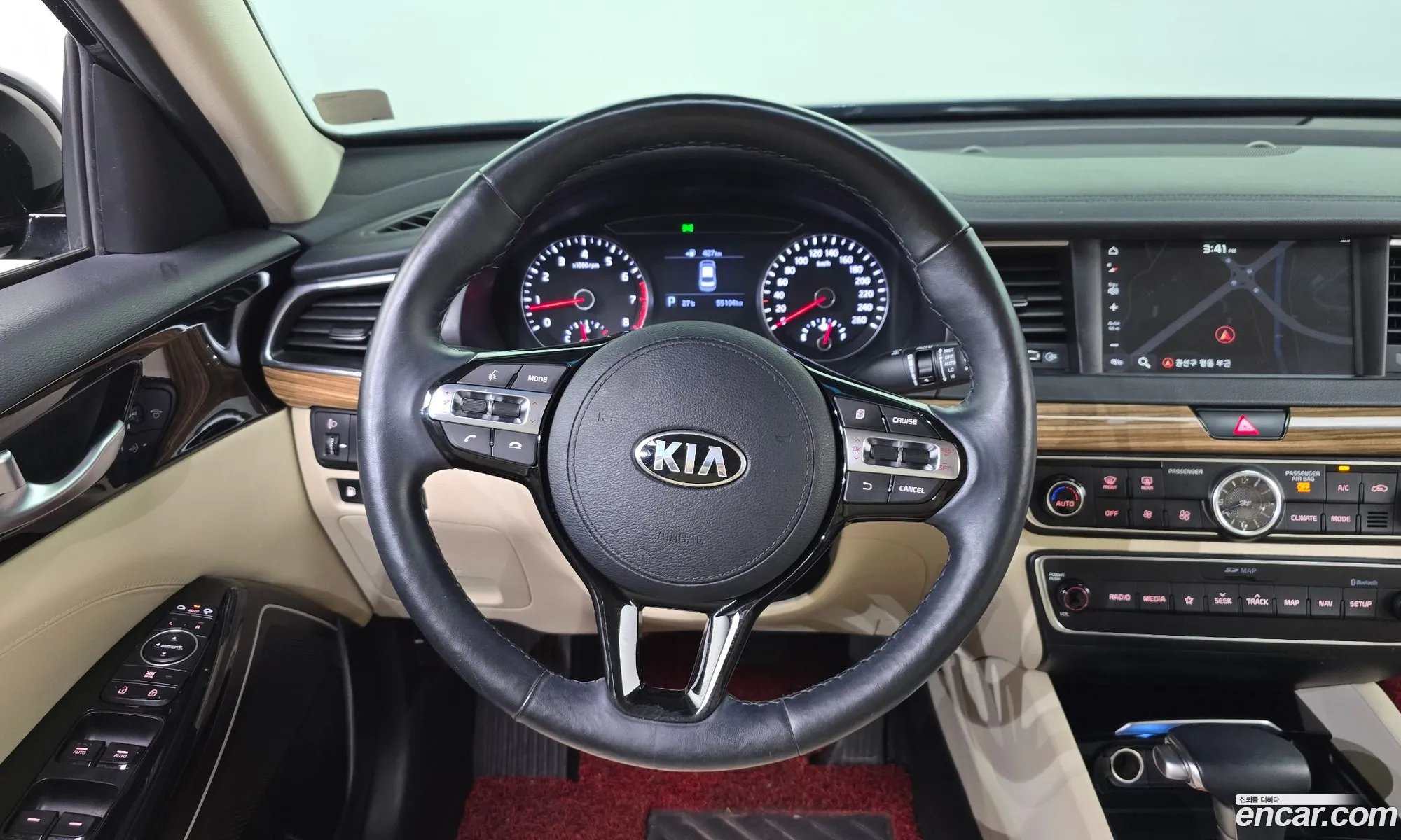 Kia K7 2018 KNALB415BJA151007 — 4