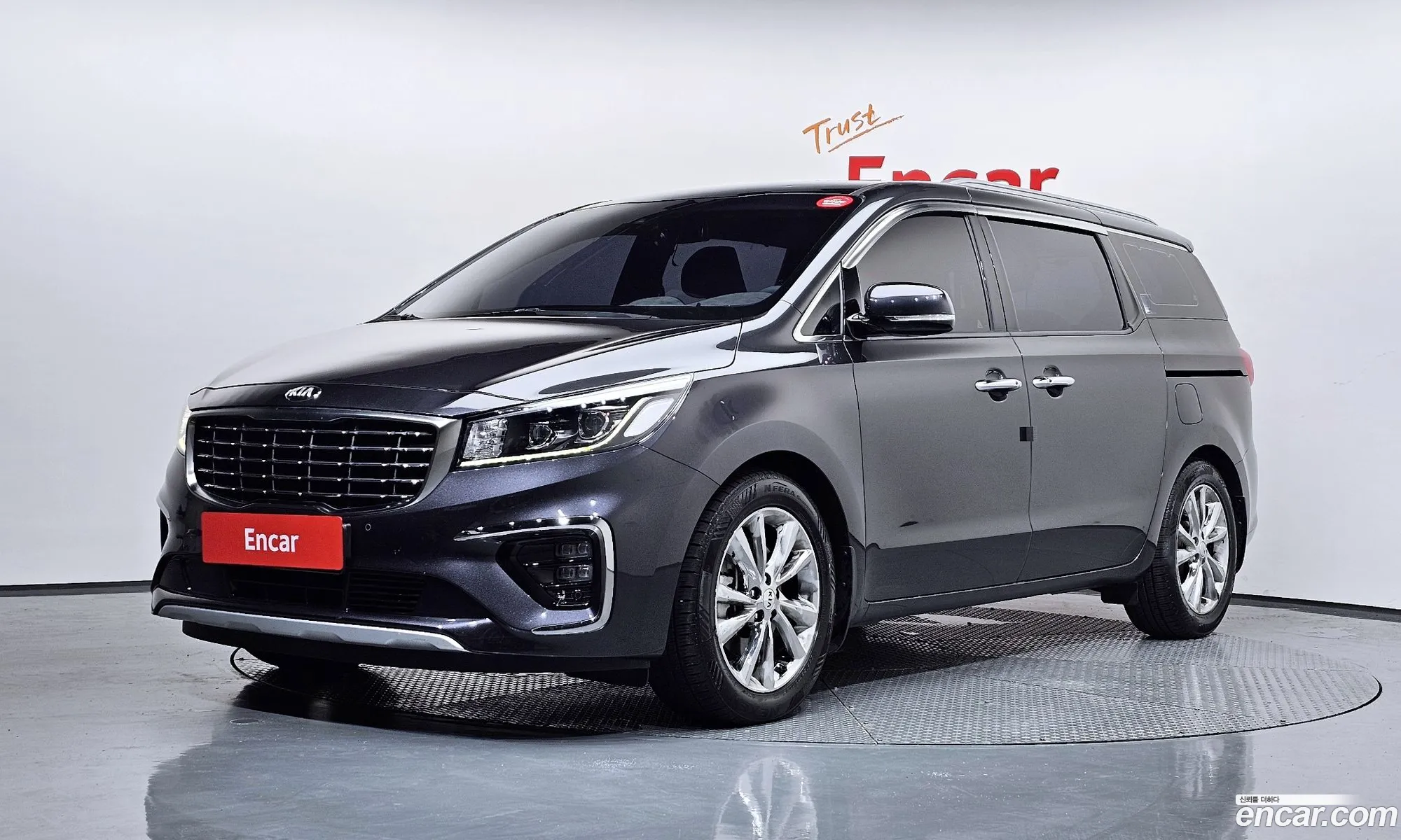 Kia Carnival 2019 — 4