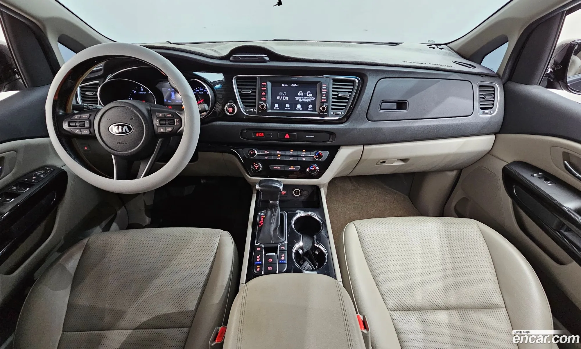 Kia Carnival 2019 — 7