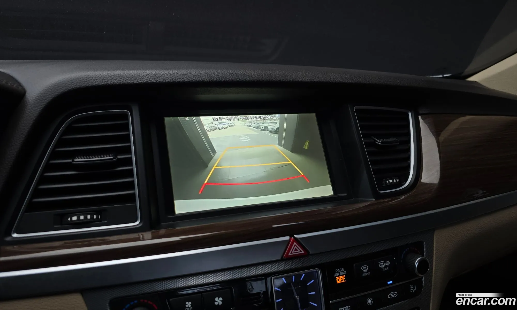 Genesis G80 2018 KMHGL41DBJU290229 — 19