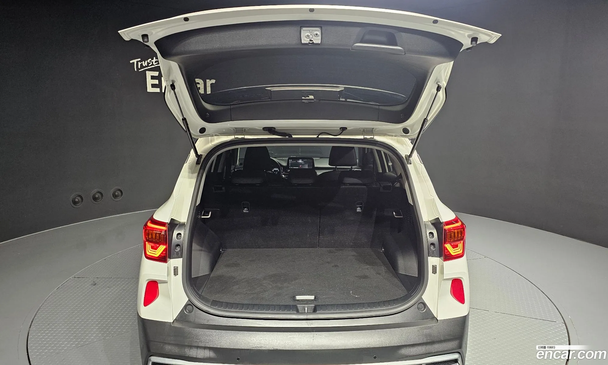 Kia Seltos 2019 KNAET812GLK034802 — 5