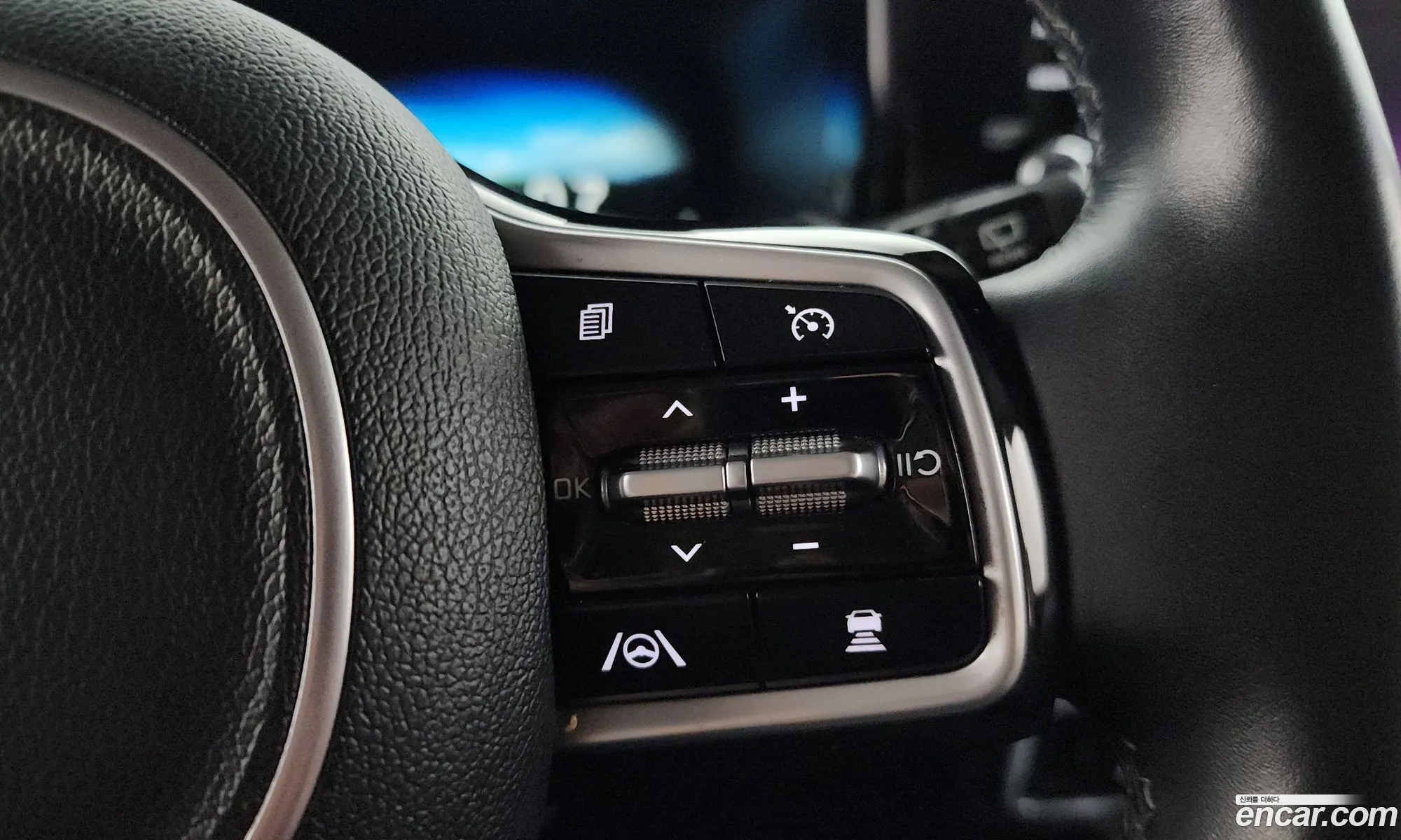 Kia Sorento 2020 KNARH81BHMA033611 — 31