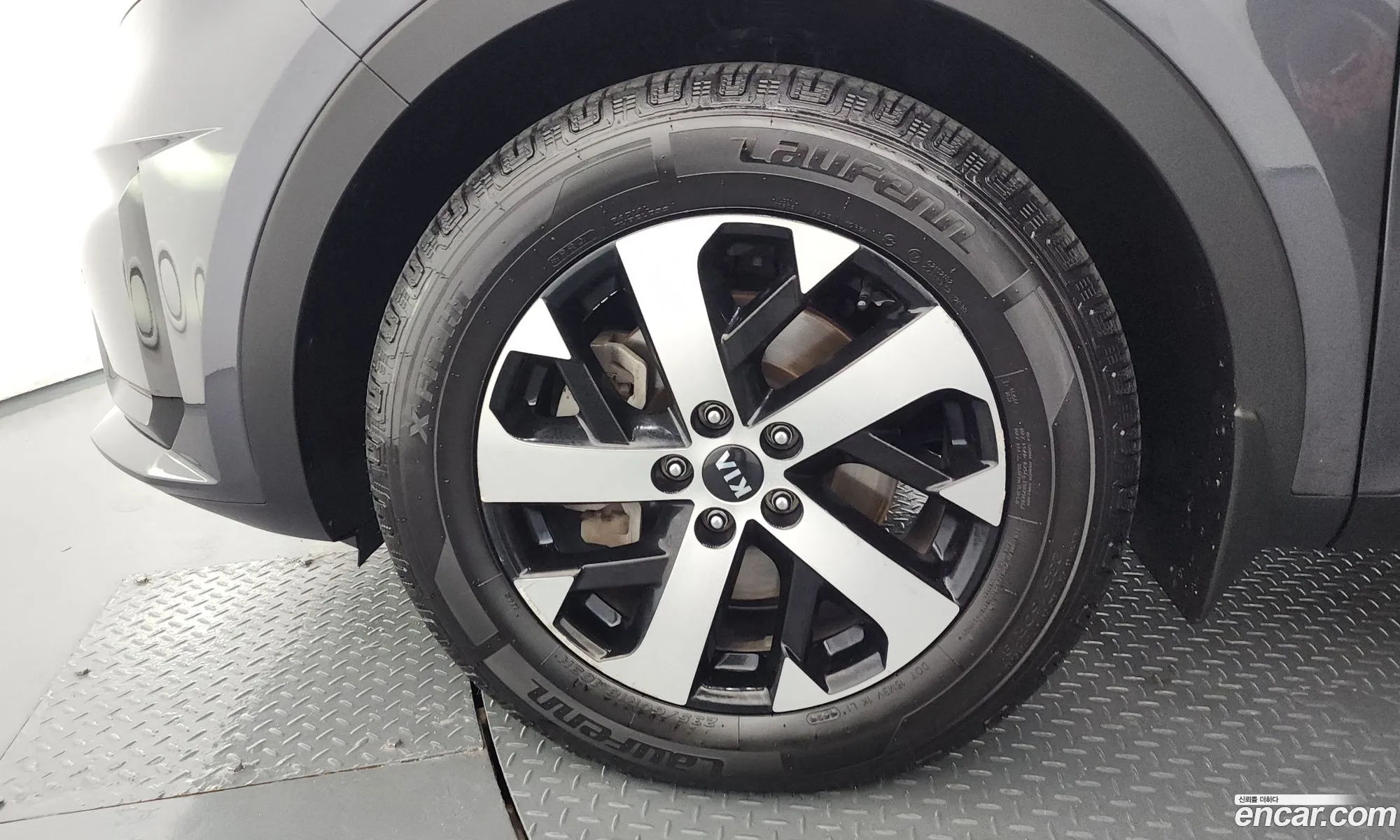 Kia Sorento 2020 KNARH81BHMA033611 — 27