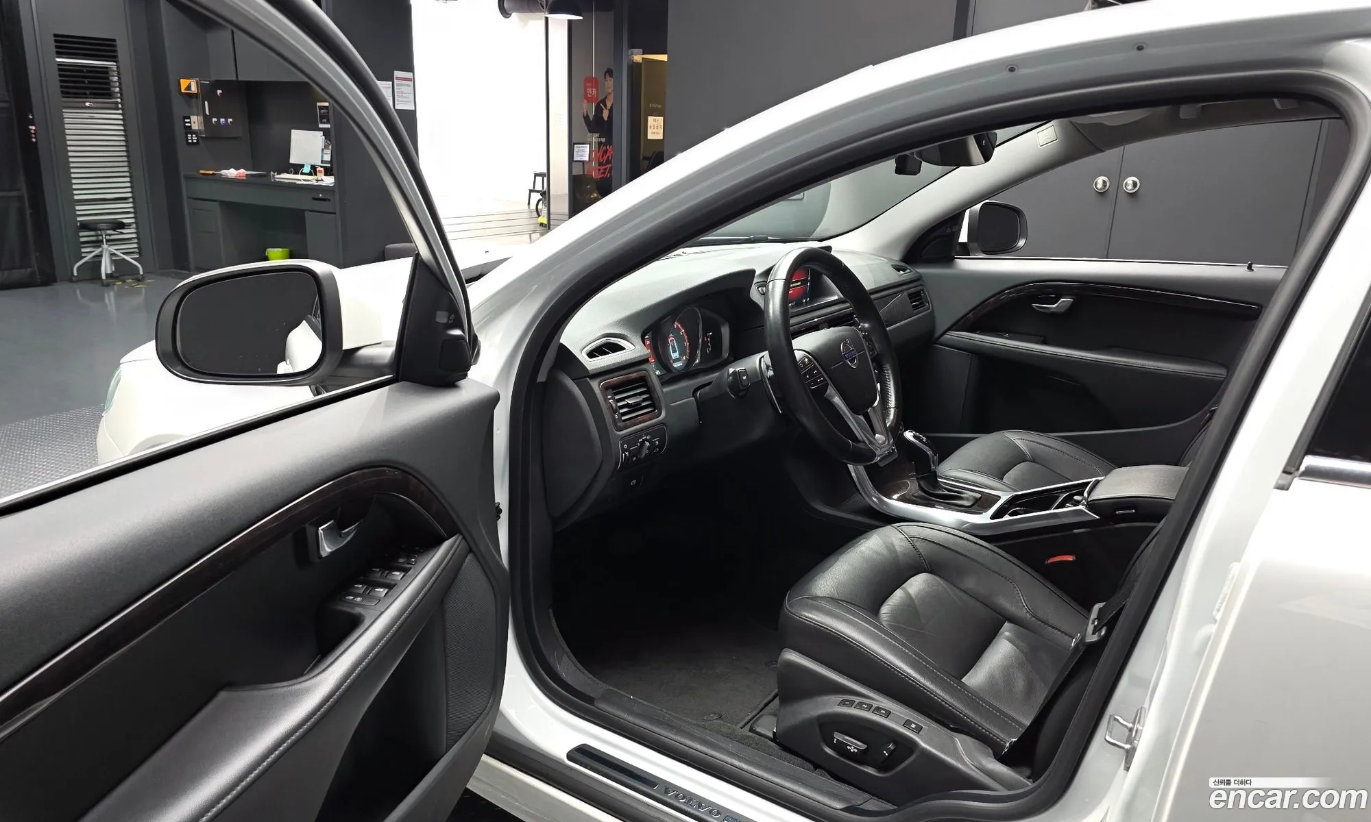 Volvo S80 2016 YV1AS40MDG1197235 — 14