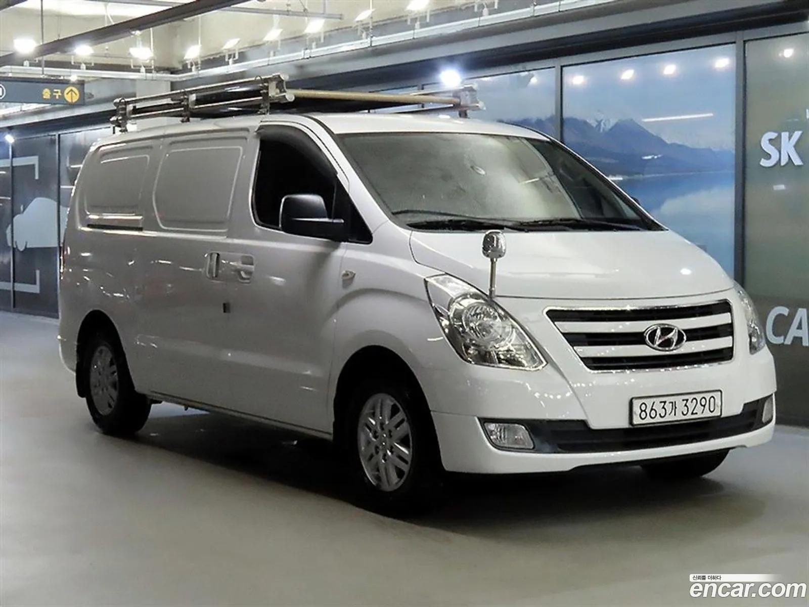 Hyundai Grand Starex 2017 — 12