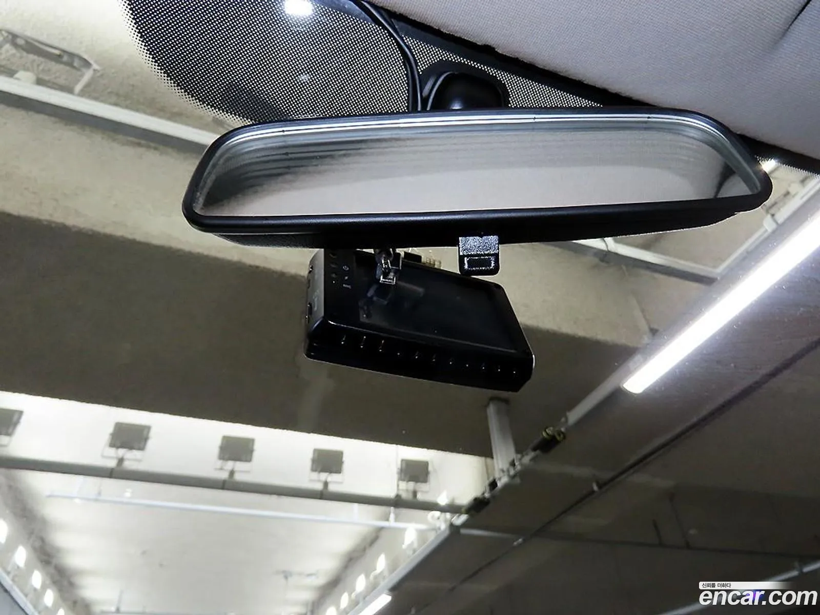 Hyundai Grand Starex 2017 — 15