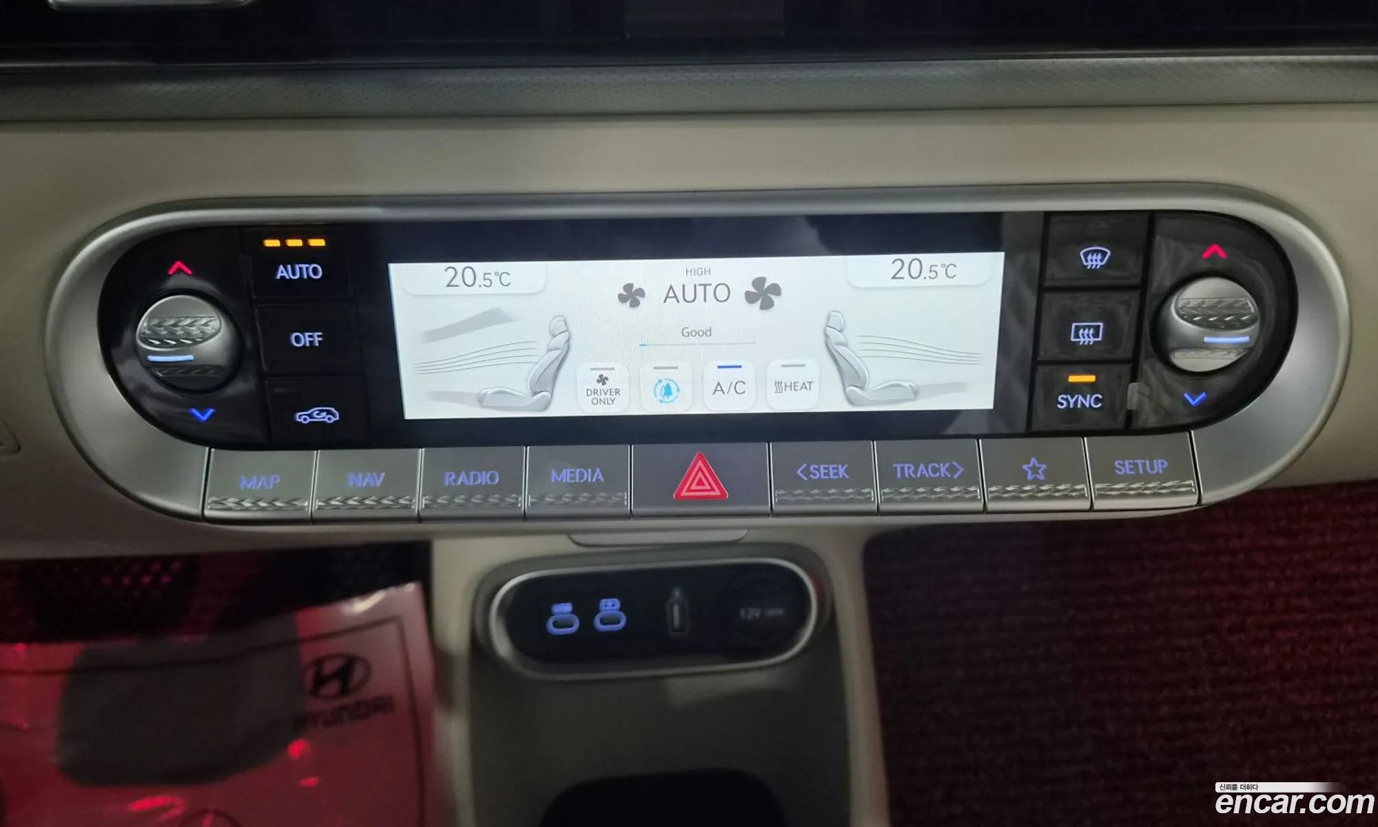 Genesis GV60 2023 — 17
