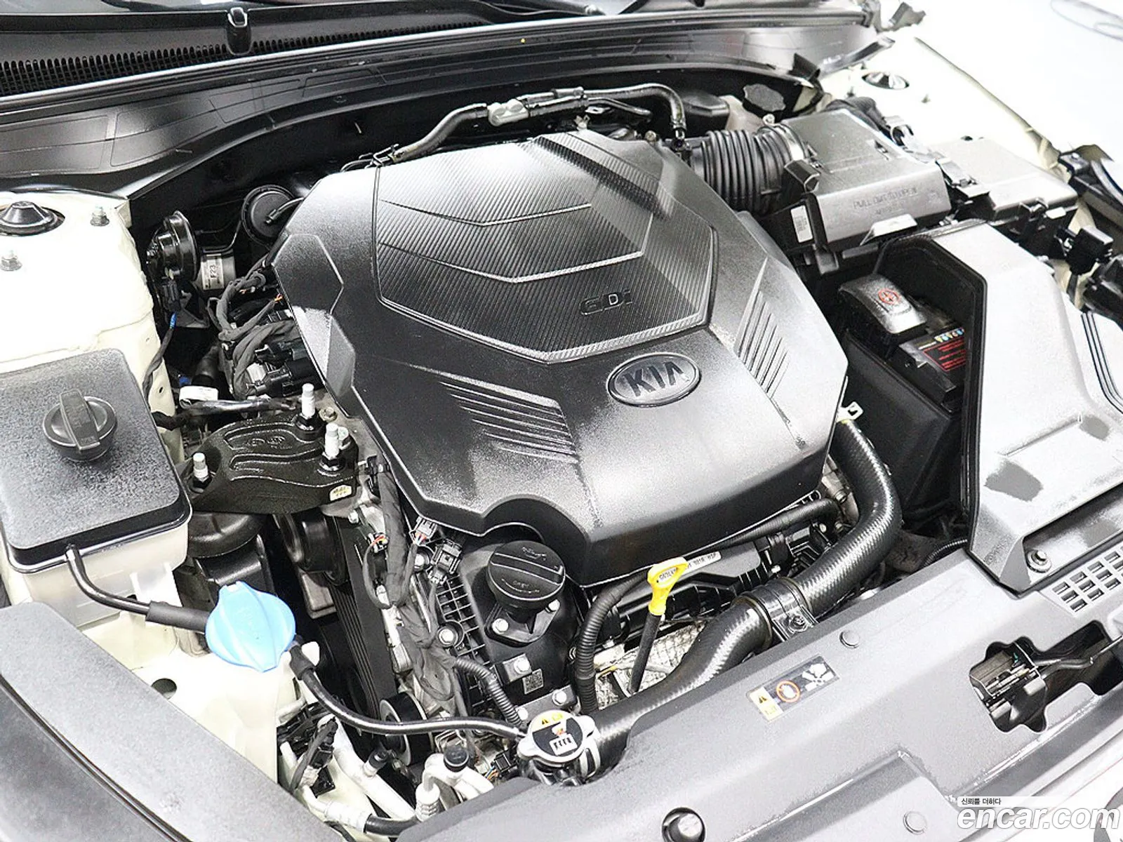 Kia K7 2019 — 3