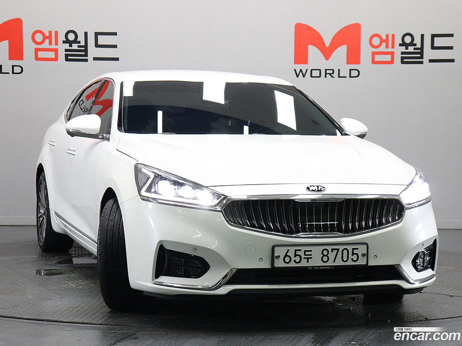 Kia K7 2019 — 15