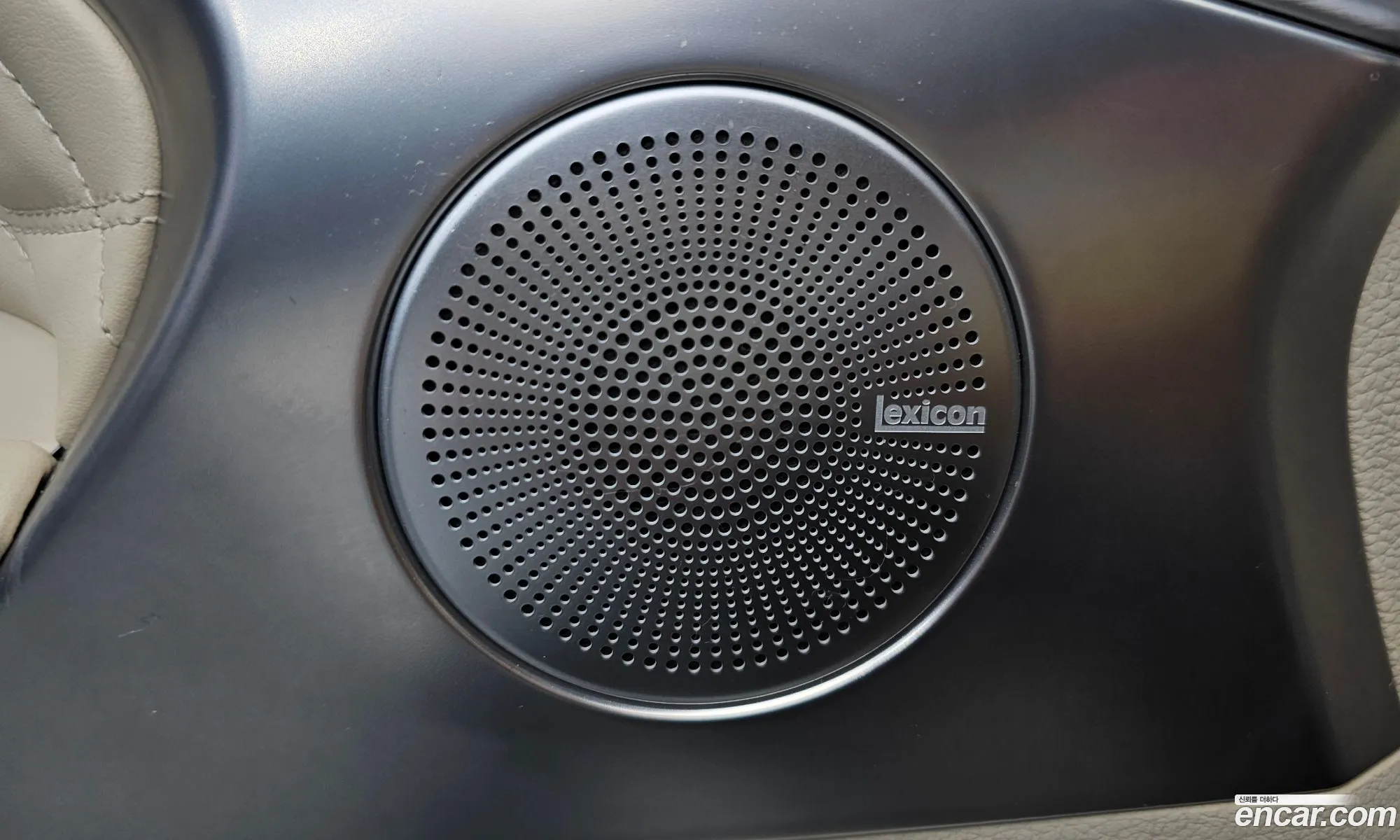 Genesis G70 2019 KMTG341ABLU058865 — 5