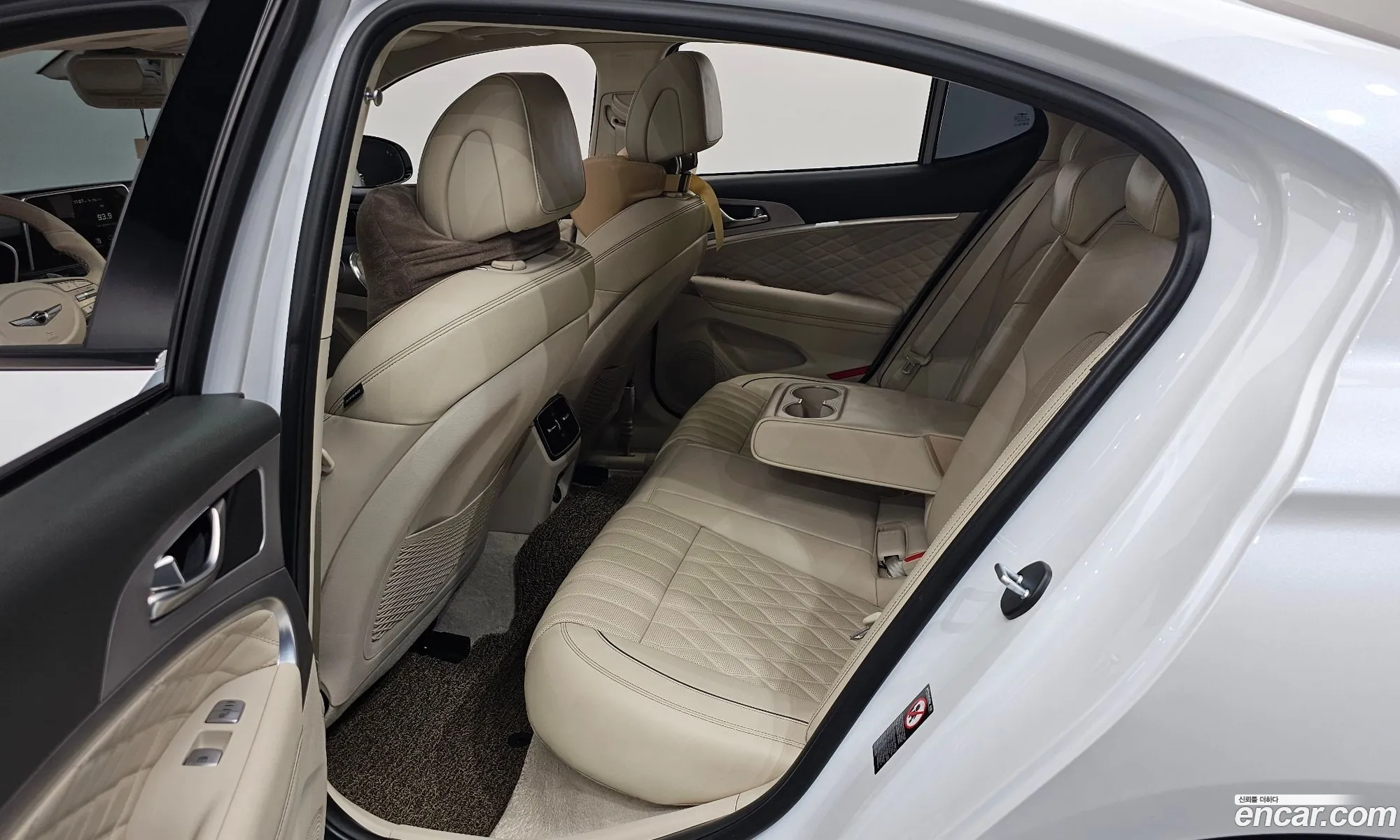 Genesis G70 2019 KMTG341ABLU058865 — 12