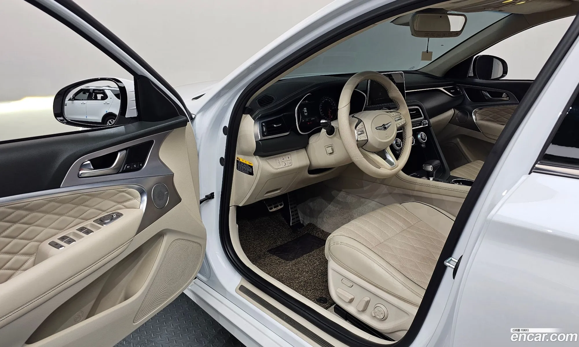 Genesis G70 2019 KMTG341ABLU058865 — 17