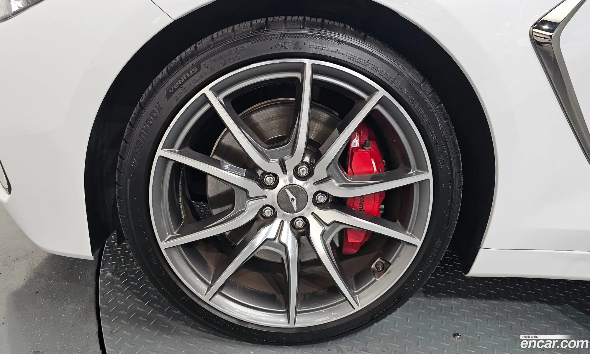 Genesis G70 2019 KMTG341ABLU058865 — 13