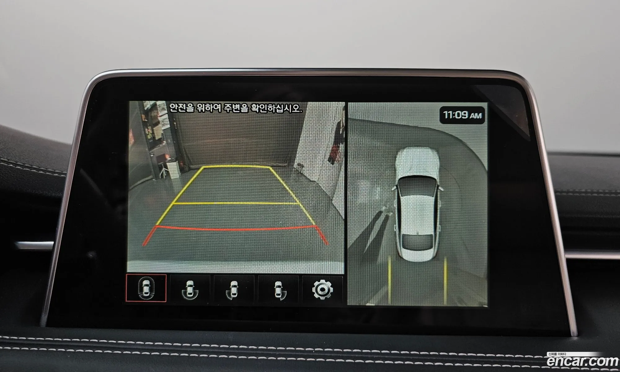 Genesis G70 2019 KMTG341ABLU058865 — 2