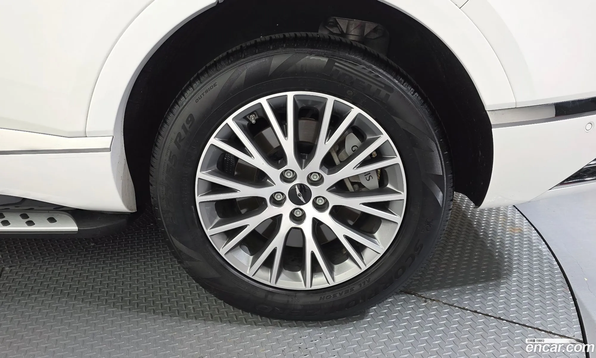 Genesis GV80 2025 KMTHA81BDSU283228 — 18