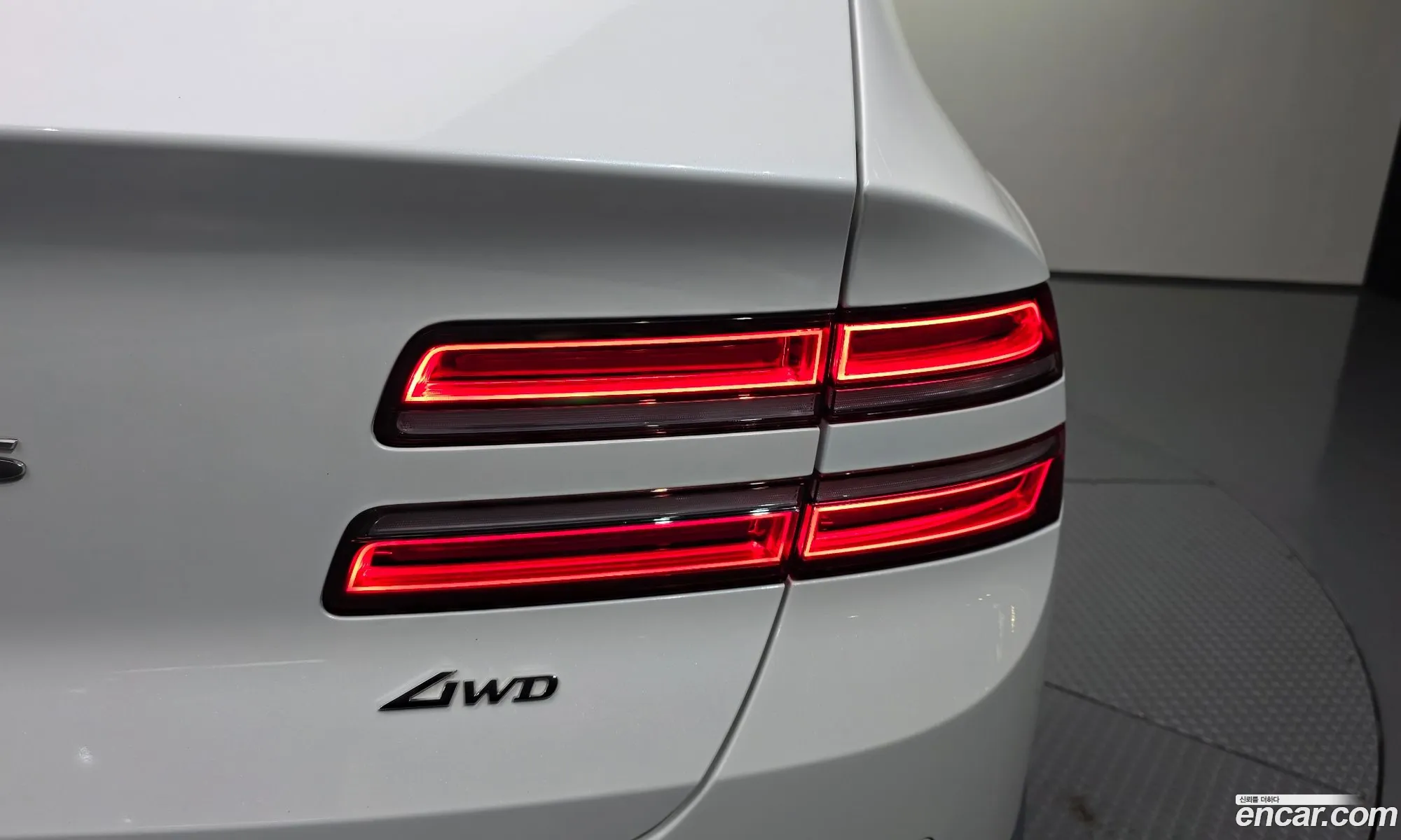 Genesis GV80 2025 KMTHA81BDSU283228 — 24