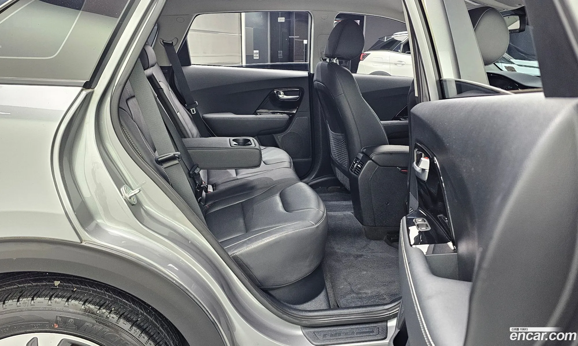 Kia Niro EV 2021 KNACB81GFNA128549 — 10