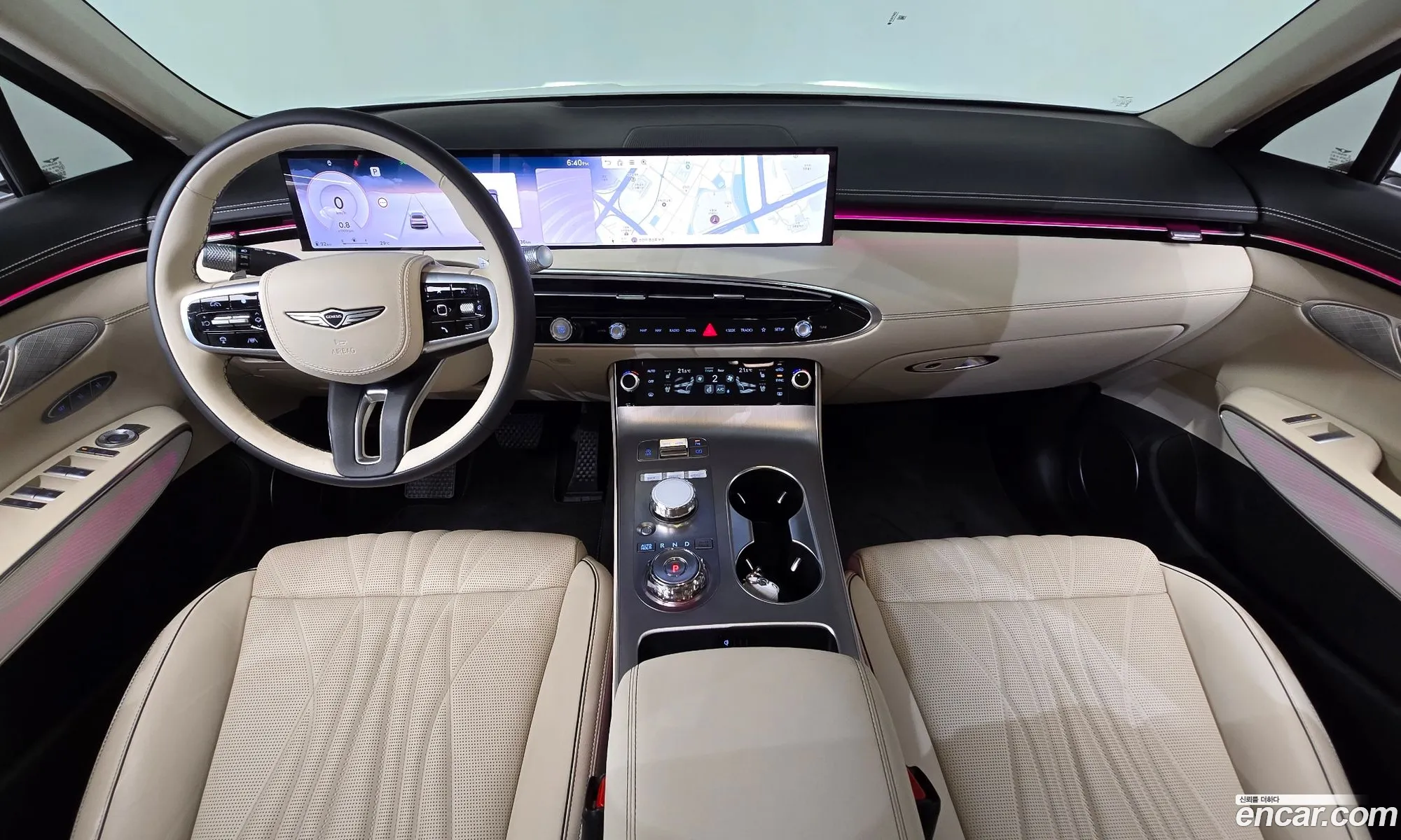 Genesis GV70 2025 — 10