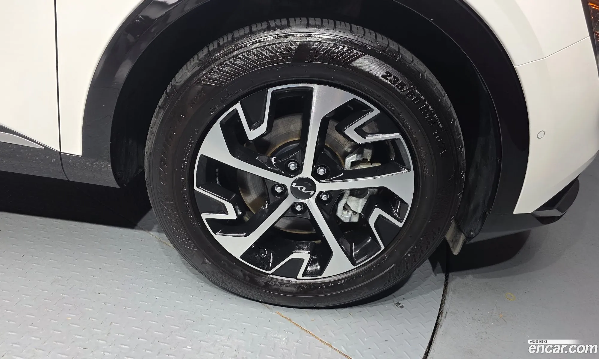 Kia Sportage Hybrid 2023 — 5
