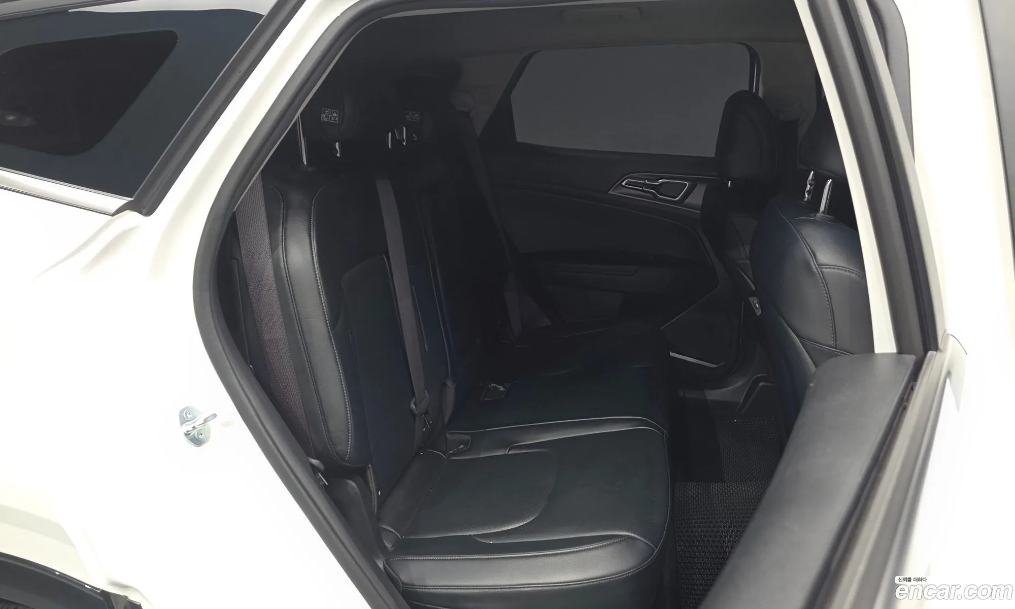 Kia Sportage Hybrid 2023 — 22