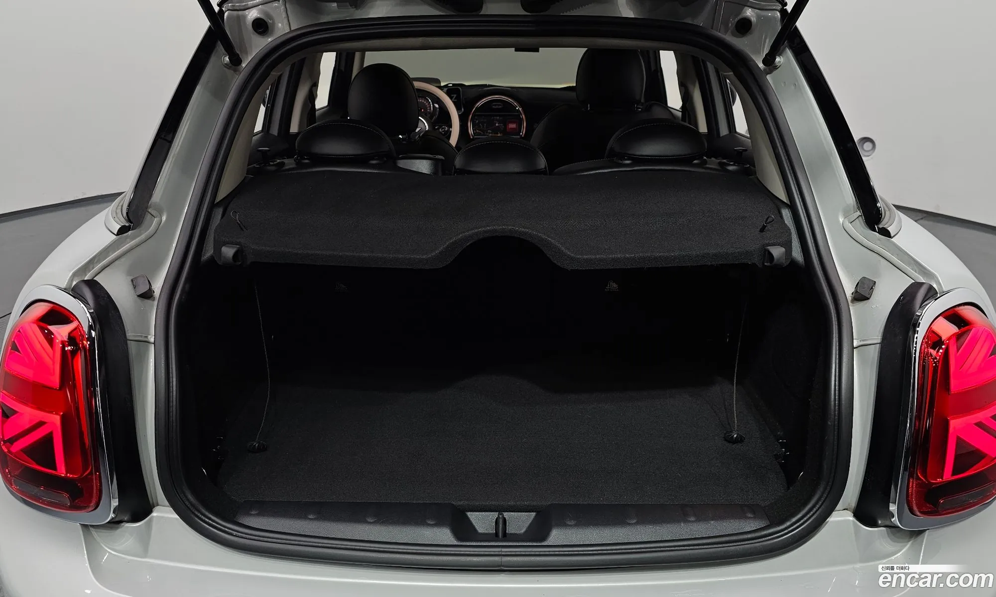 Mini Cooper S 2019 WMWXV7101L2M07306 — 24