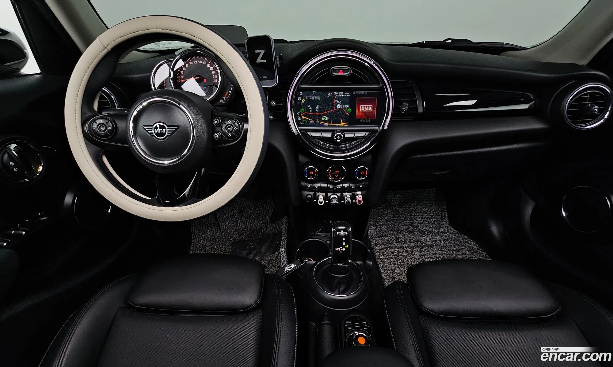 Mini Cooper S 2019 WMWXV7101L2M07306 — 19