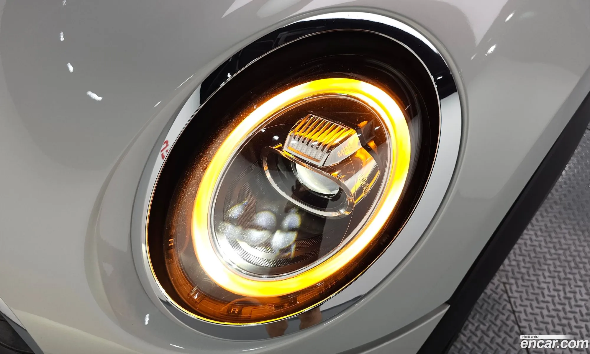 Mini Cooper S 2019 WMWXV7101L2M07306 — 4