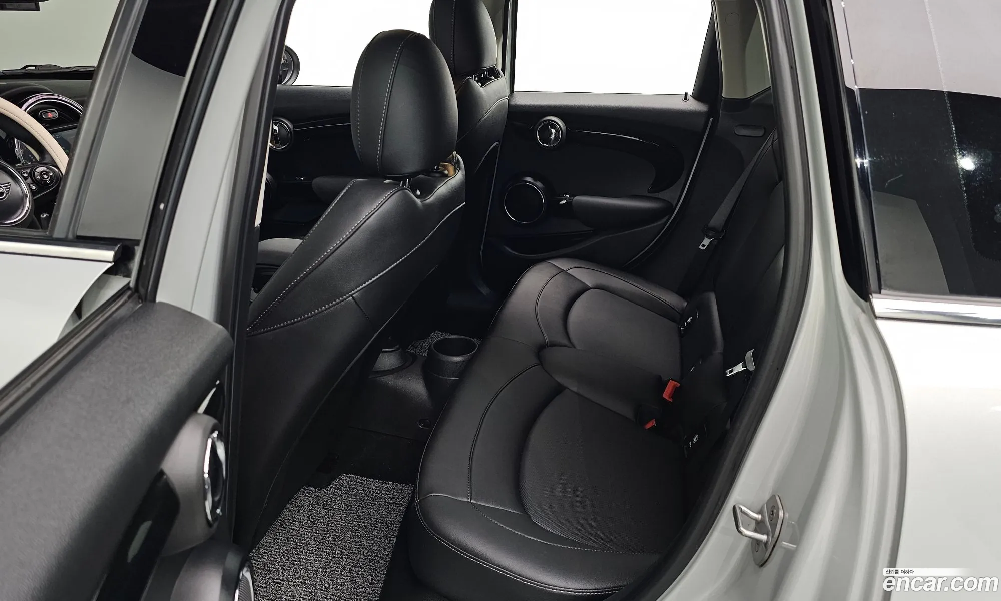 Mini Cooper S 2019 WMWXV7101L2M07306 — 30