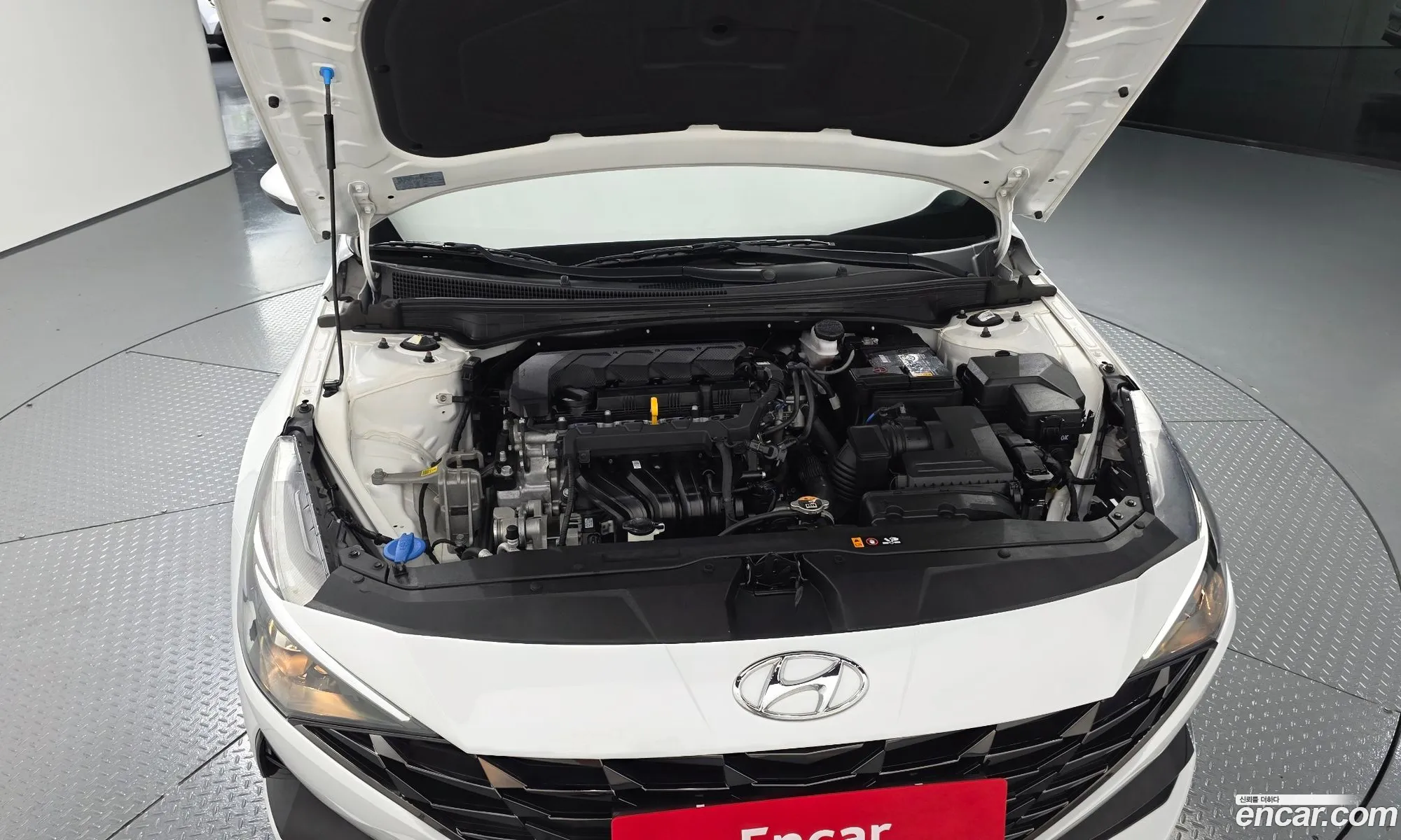 Hyundai Elantra 2020 — 15