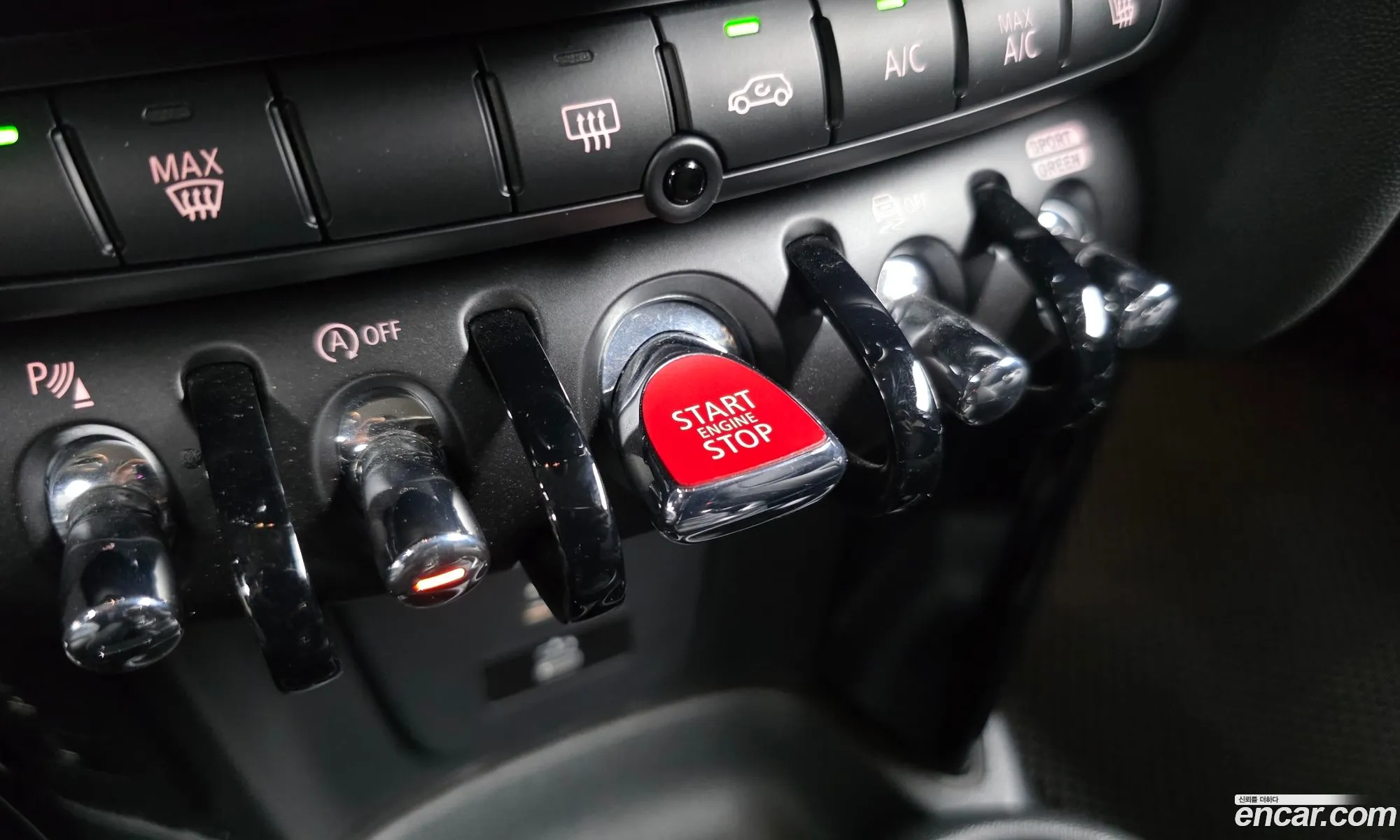 Mini Cooper 2024 WMW41DK02R2U84612 — 19