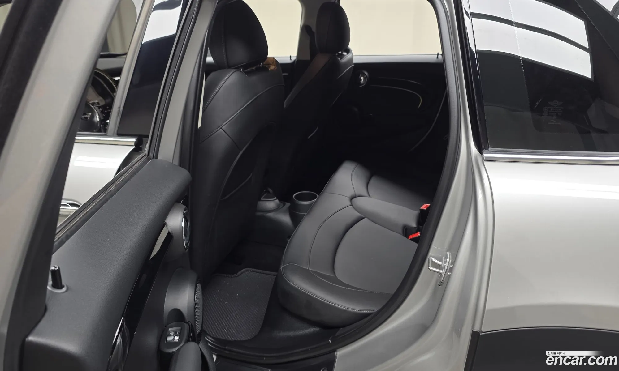 Mini Cooper 2024 WMW41DK02R2U84612 — 30