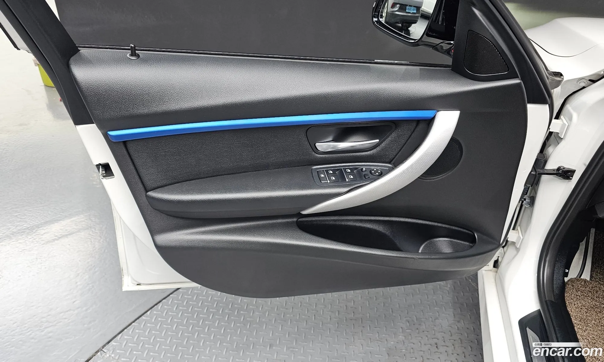 BMW 3 Series 2016 WBA8A9103HK882359 — 5