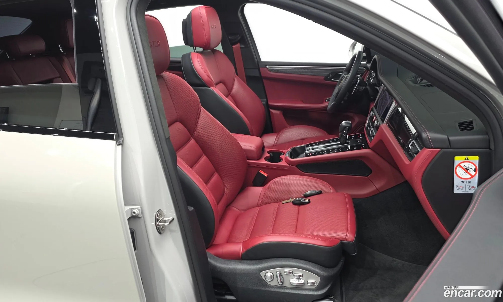 Porsche Macan 2023 WP1AF2955PLB55714 — 21