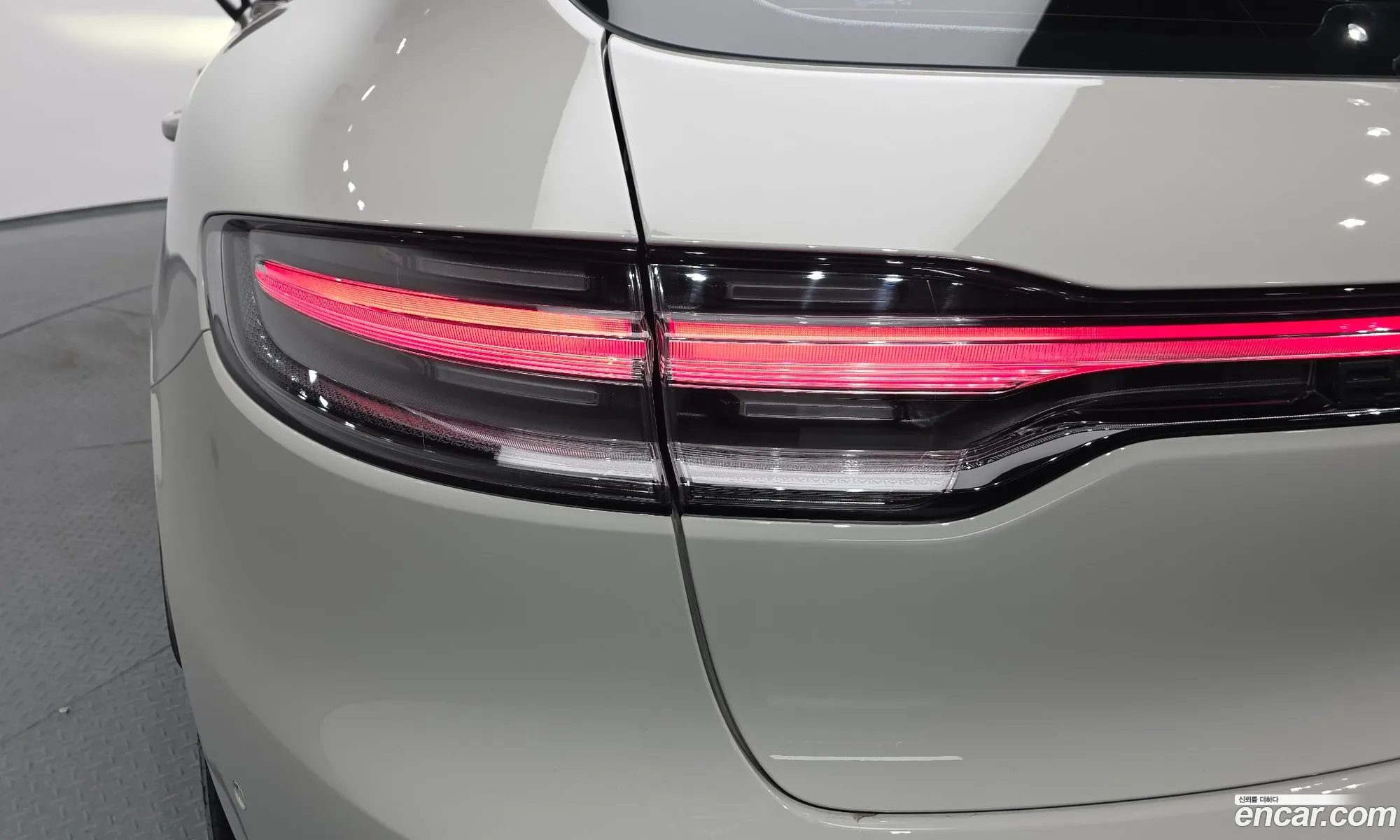 Porsche Macan 2023 WP1AF2955PLB55714 — 5