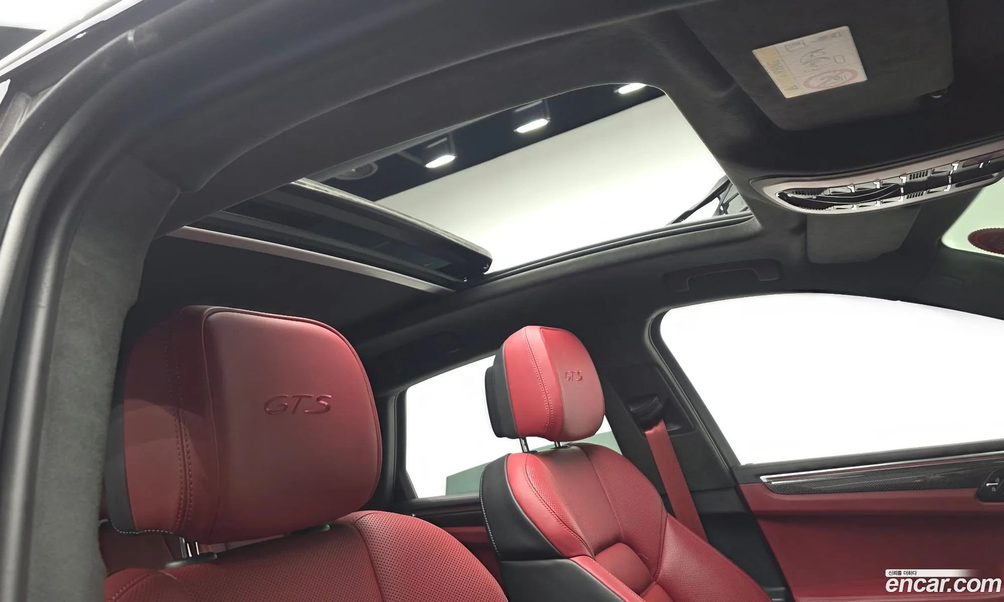 Porsche Macan 2023 WP1AF2955PLB55714 — 17