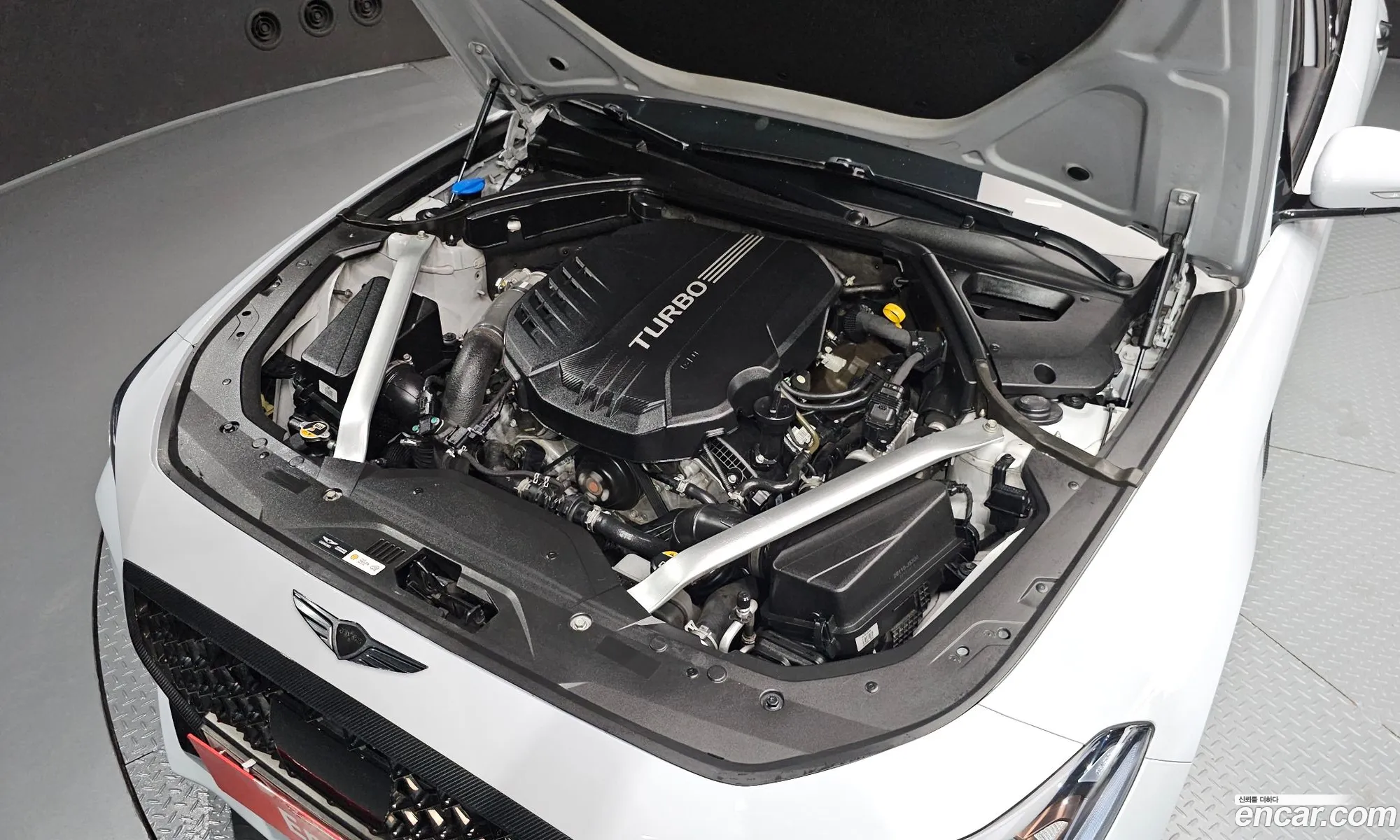 Genesis G70 2019 KMTG541EBKU048947 — 10