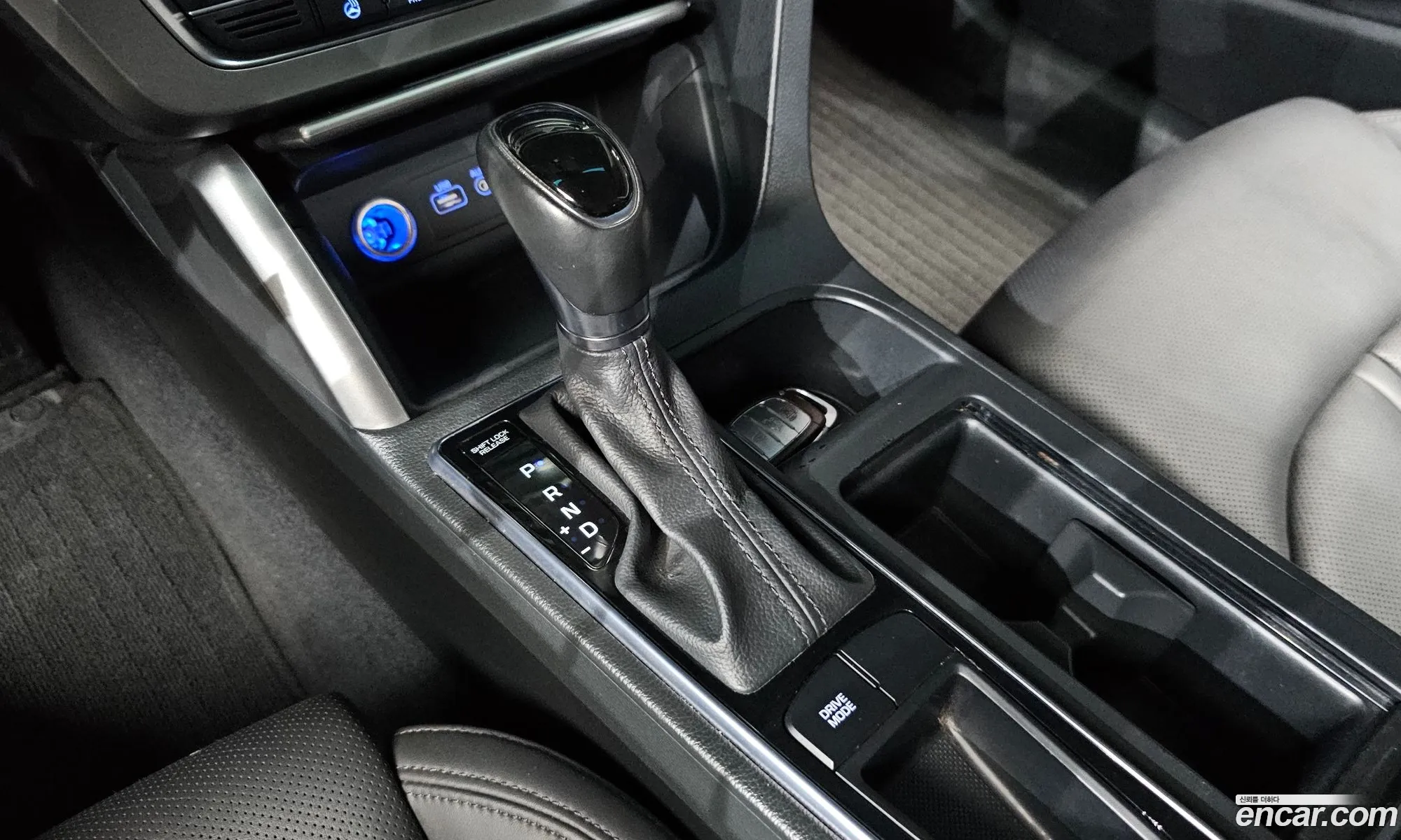 Hyundai LF Sonata 2014 — 2