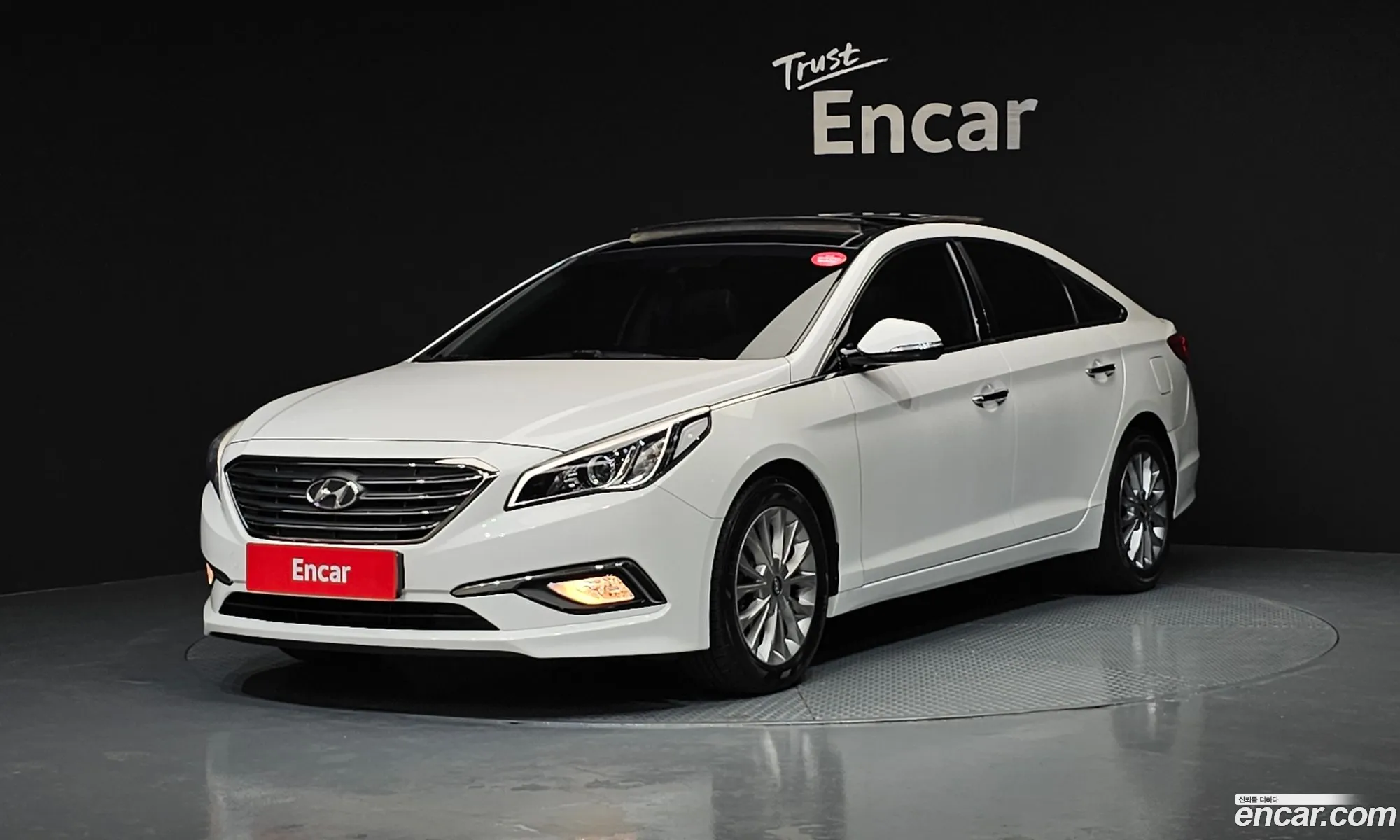 Hyundai LF Sonata 2014 — 22