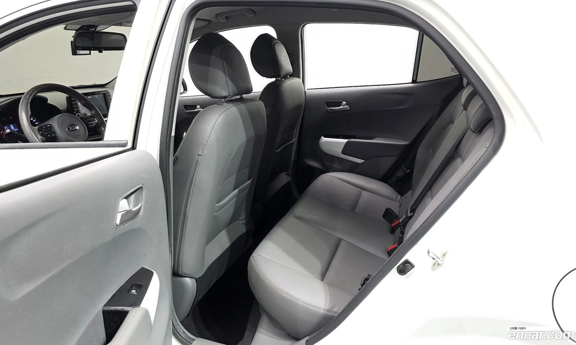 Kia Morning 2017 KNAB5511BHT138109 — 23