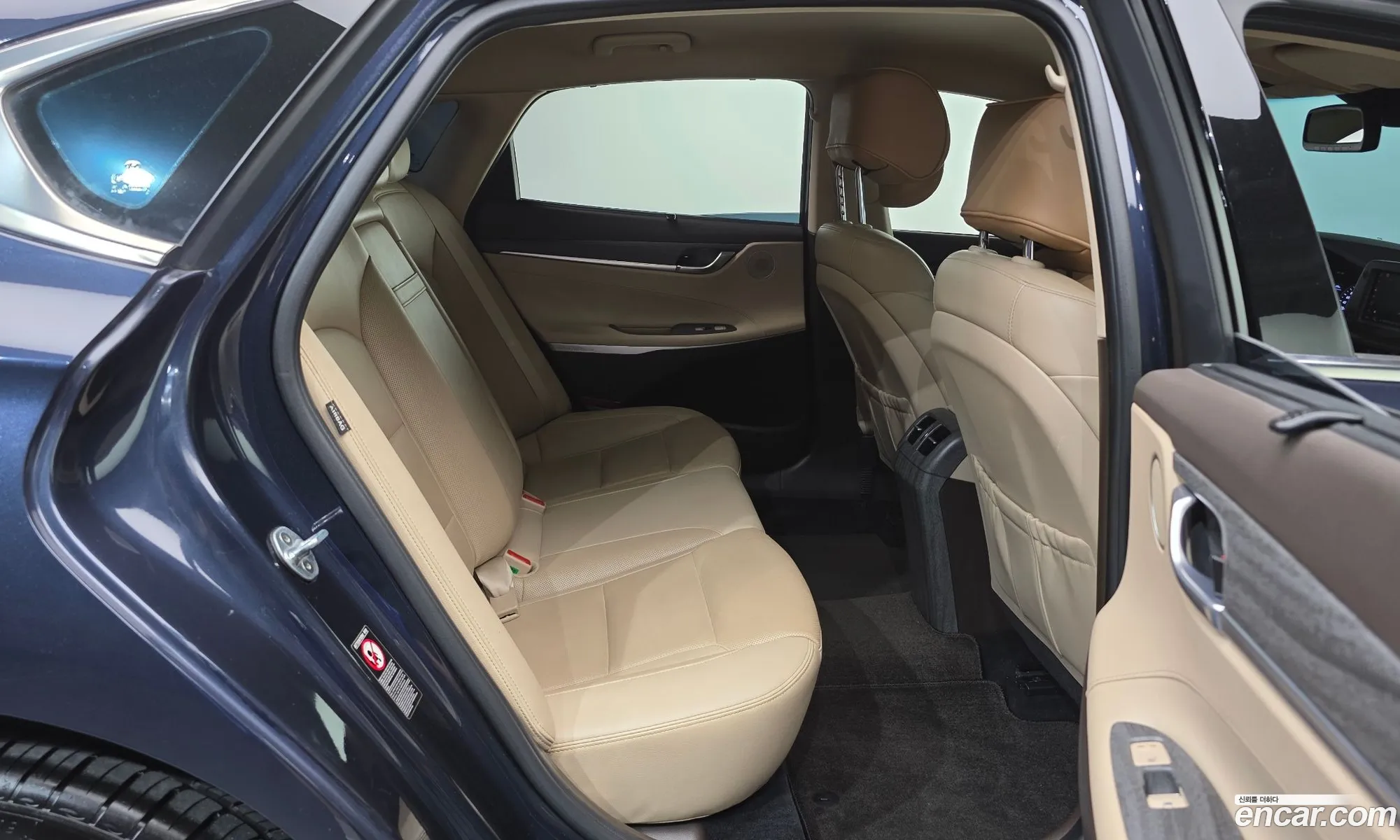 Hyundai Grandeur IG 2018 — 24
