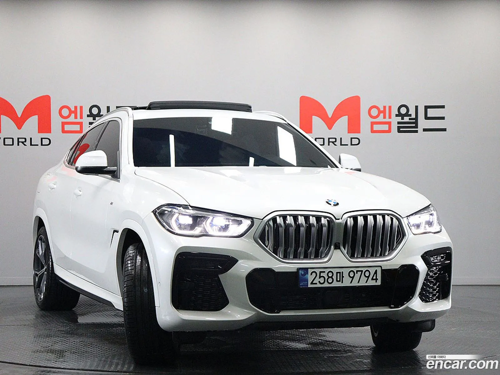 BMW X6 2023 — 7