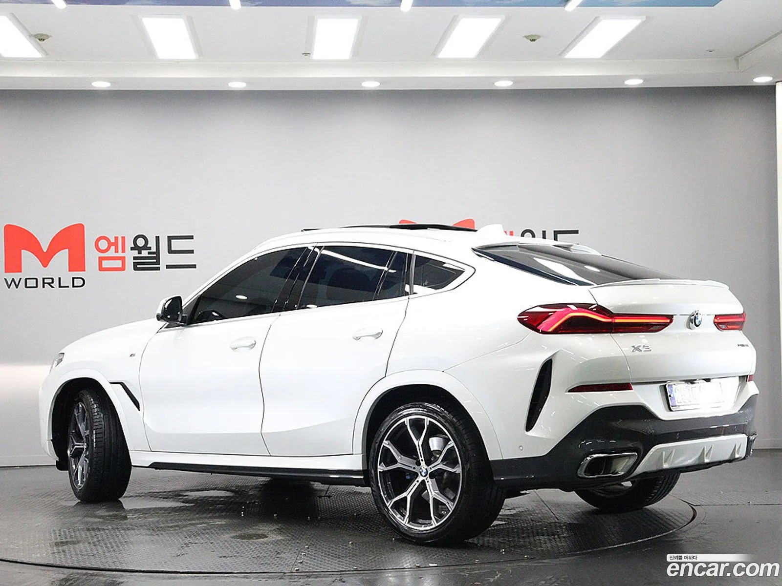BMW X6 2023 — 11