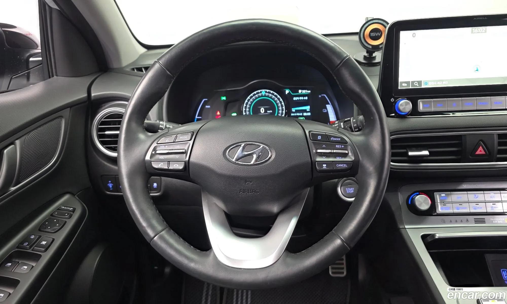 Hyundai Kona Electric 2020 — 32