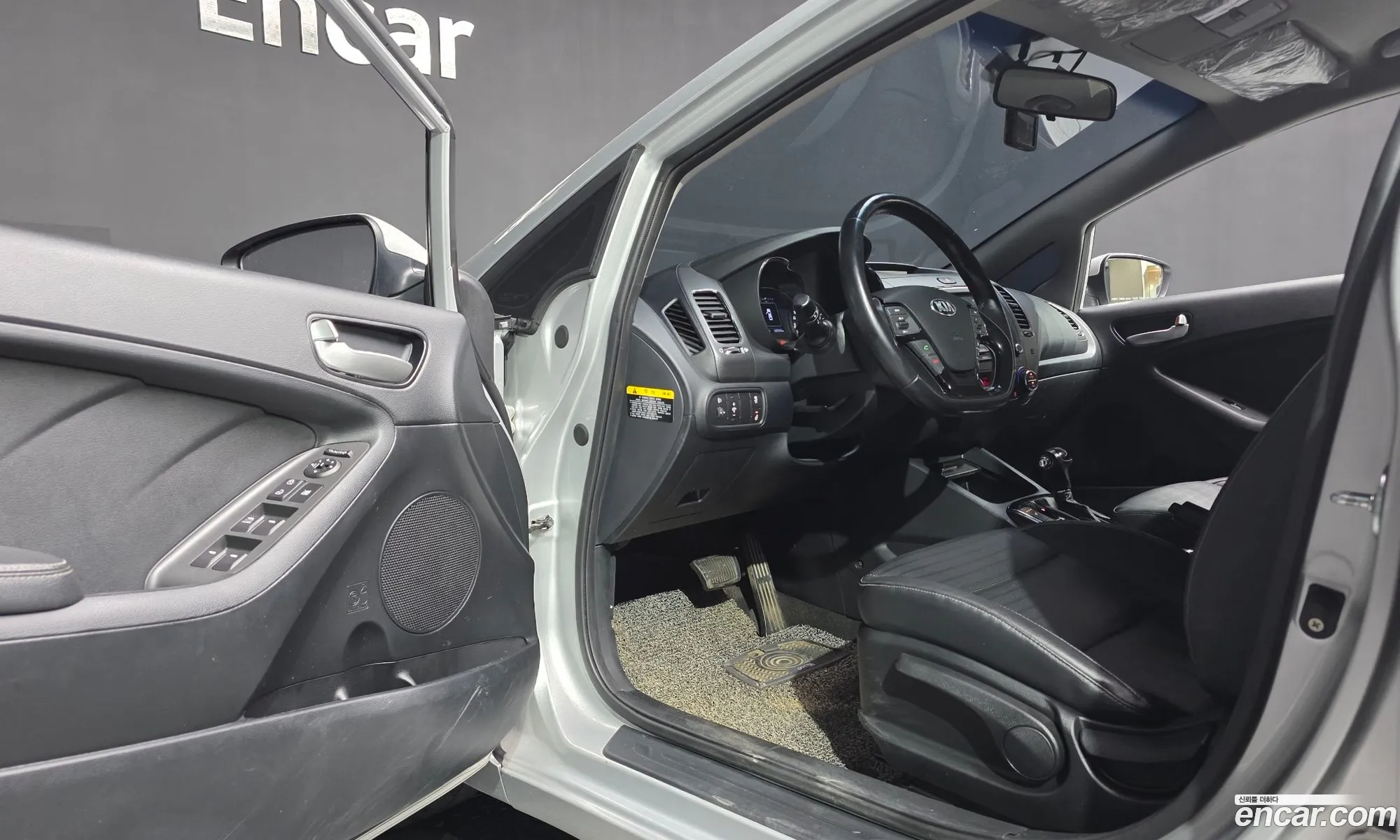 Kia K3 2016 KNAFK412BGA645741 — 2