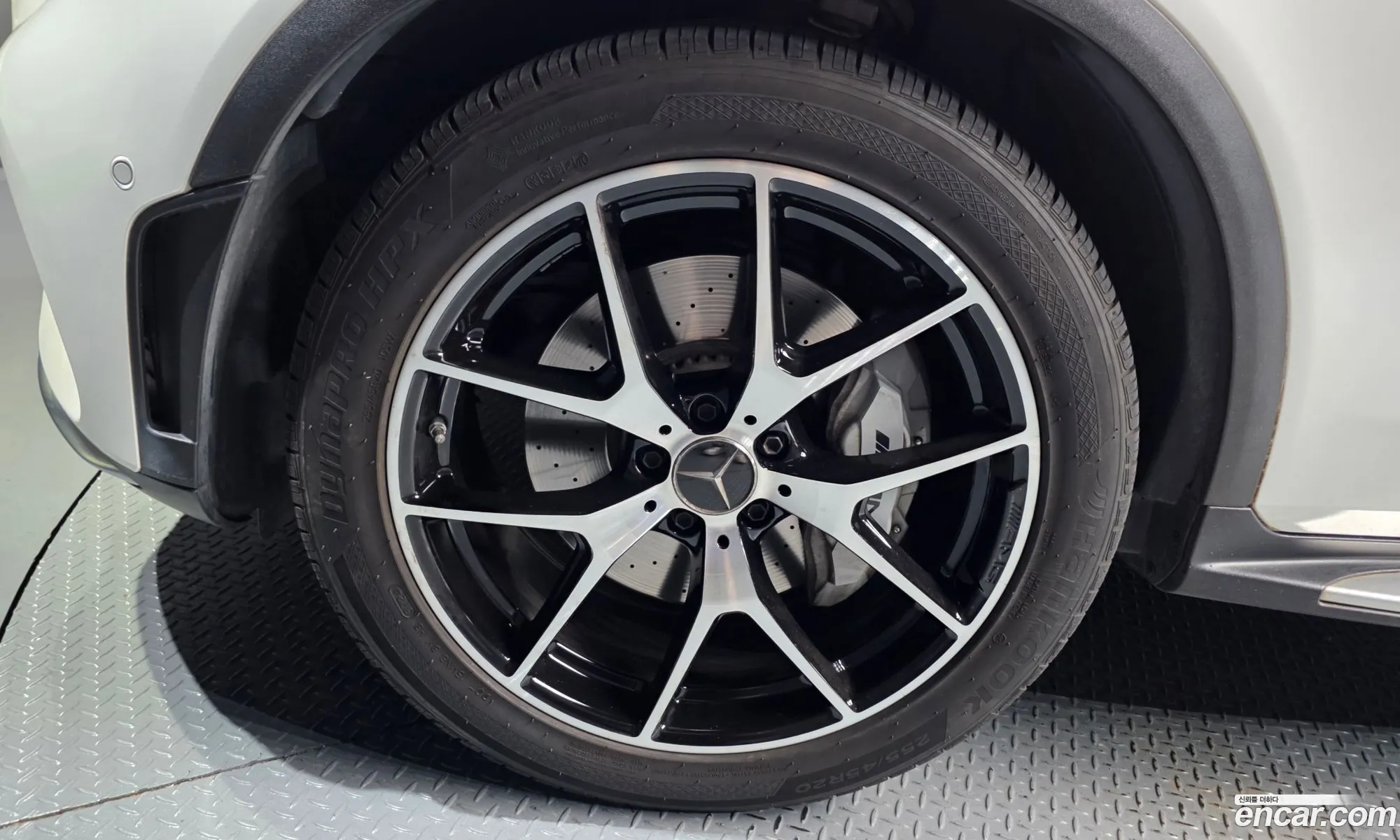 Mercedes-Benz GLC-Class X253 2020 — 19