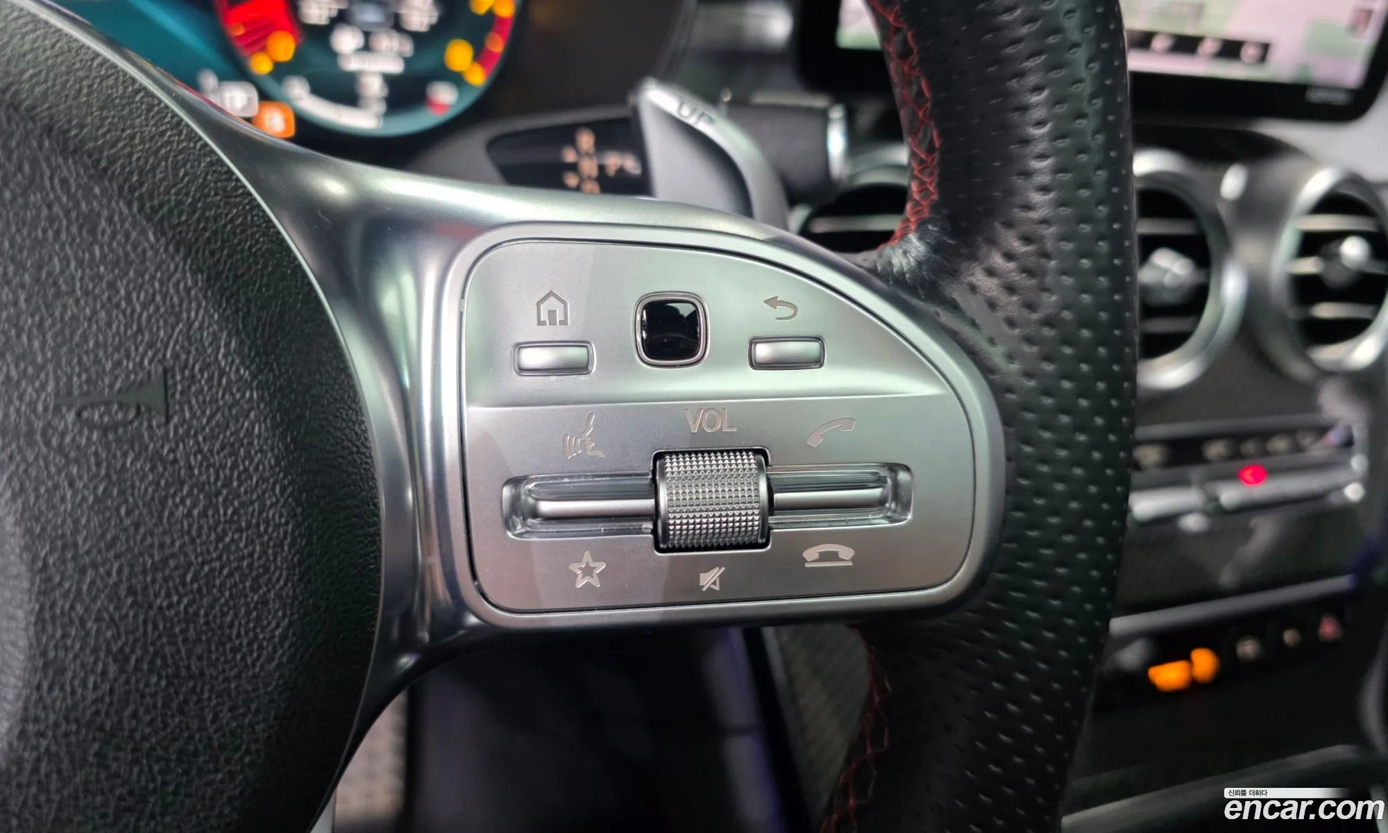 Mercedes-Benz GLC-Class X253 2020 — 22