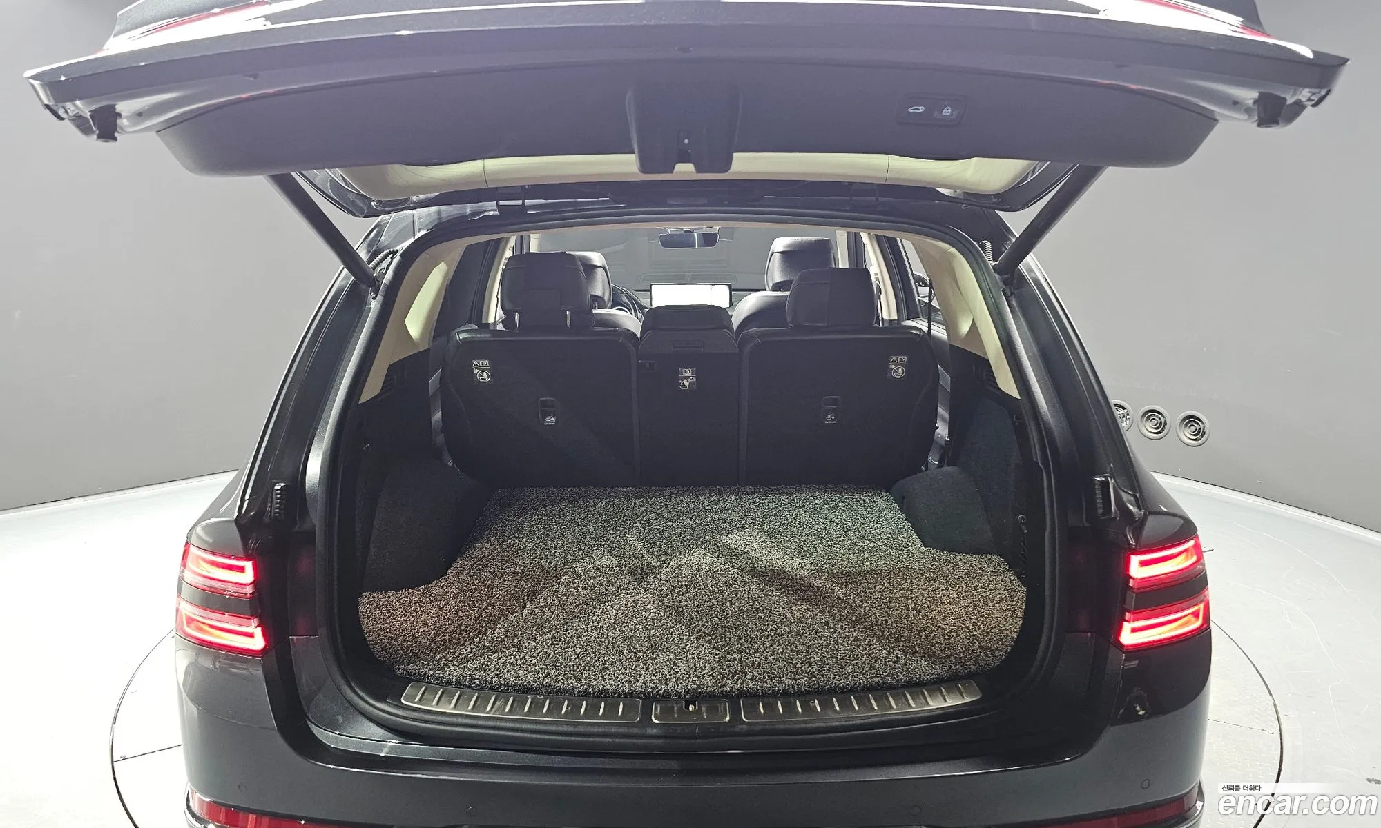 Genesis GV80 2020 KMTHB81DDLU025741 — 4